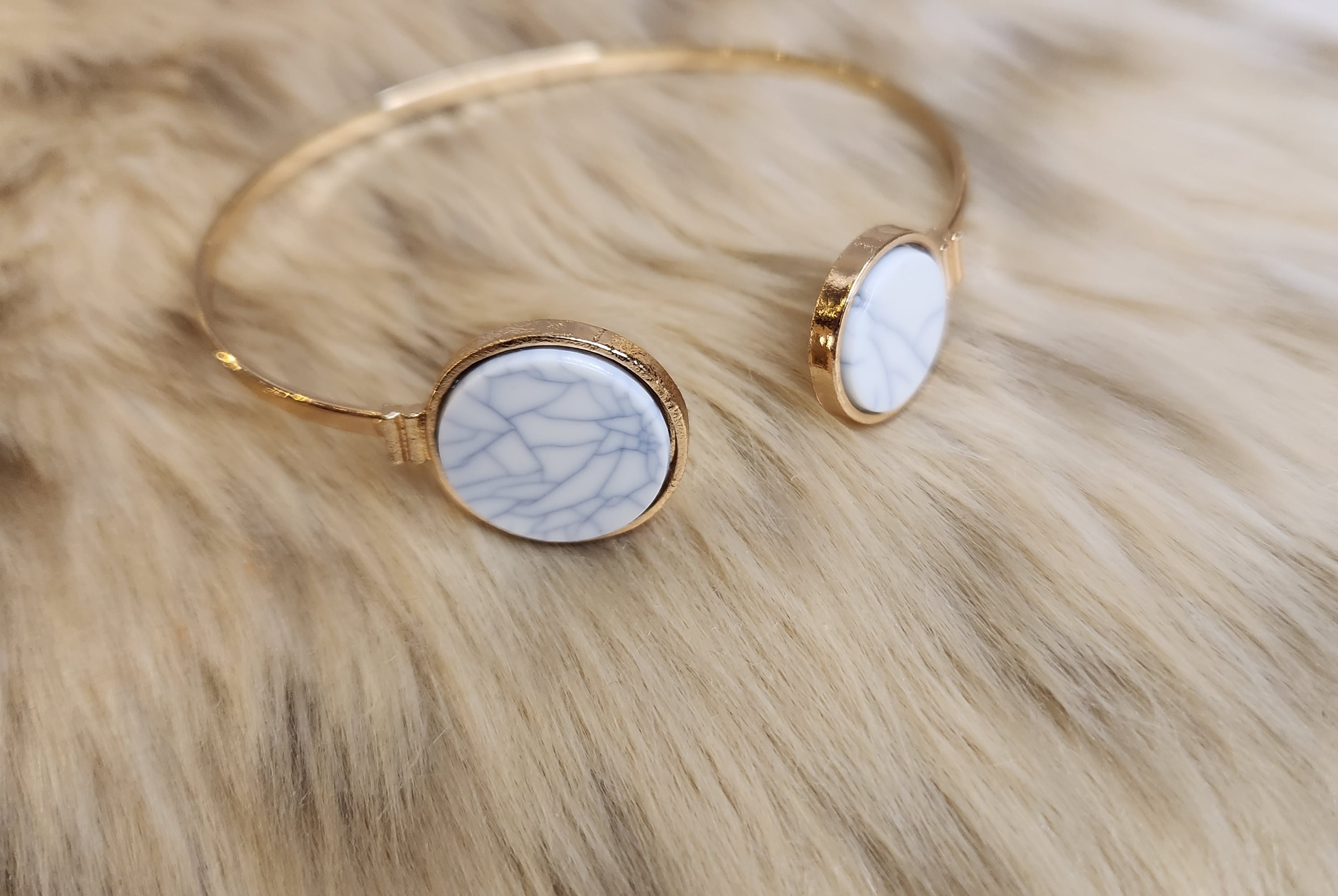 Round Stone Bangle Bracelet Vintage Vibes Boutique