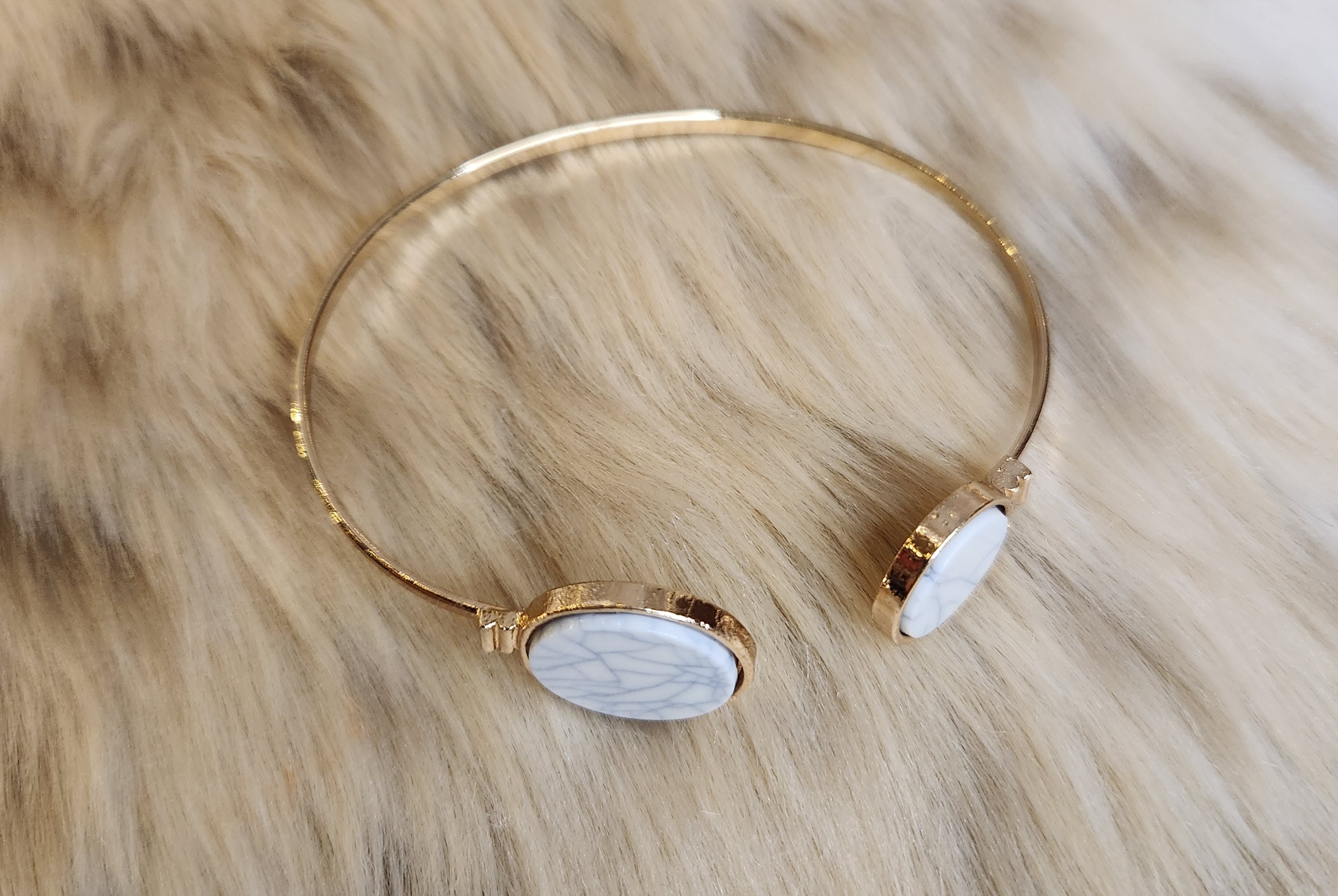 Round Stone Bangle Bracelet Vintage Vibes Boutique