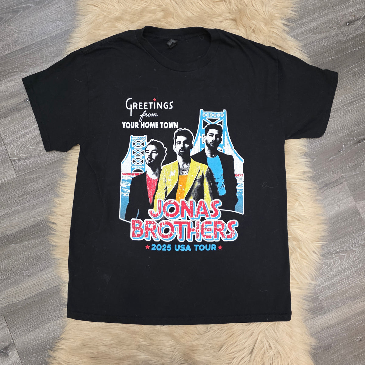 Jonas Bros Tee Vintage Vibes Boutique