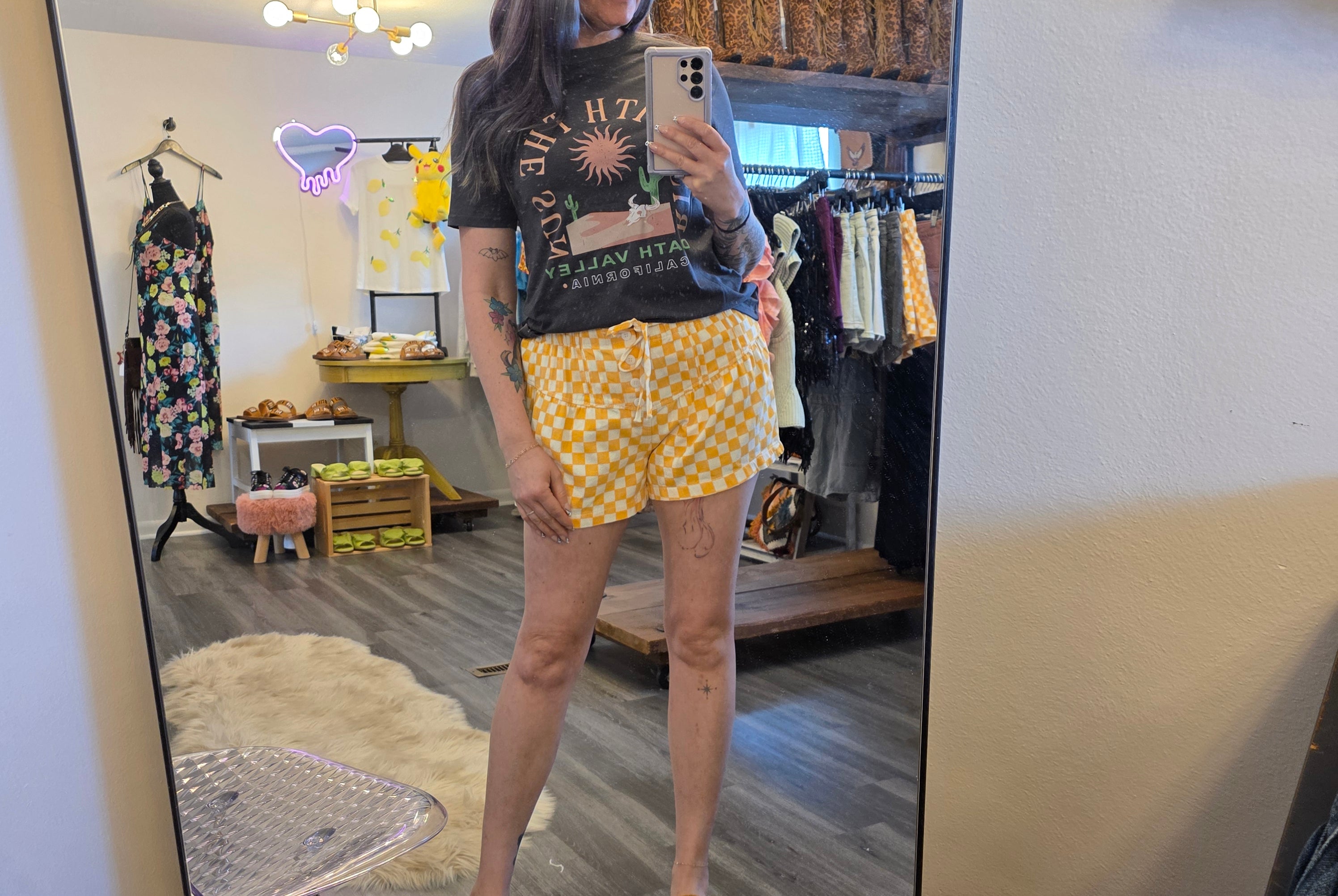 Squeeze the Day Shorts Shorts Lovlov