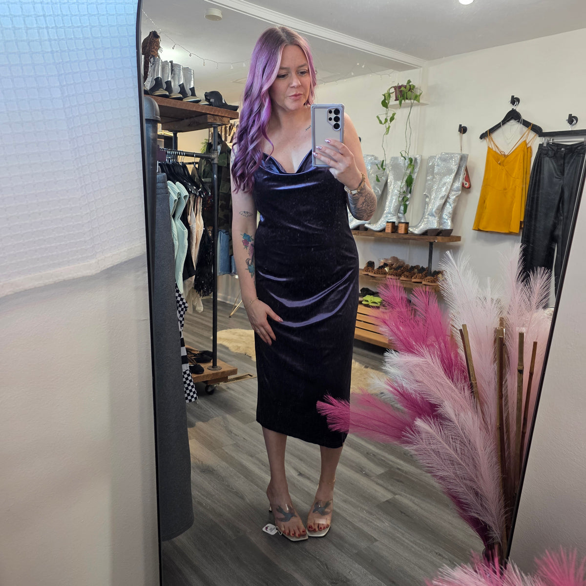 Violet Hour Velvet Dress Midi Dress Mystree