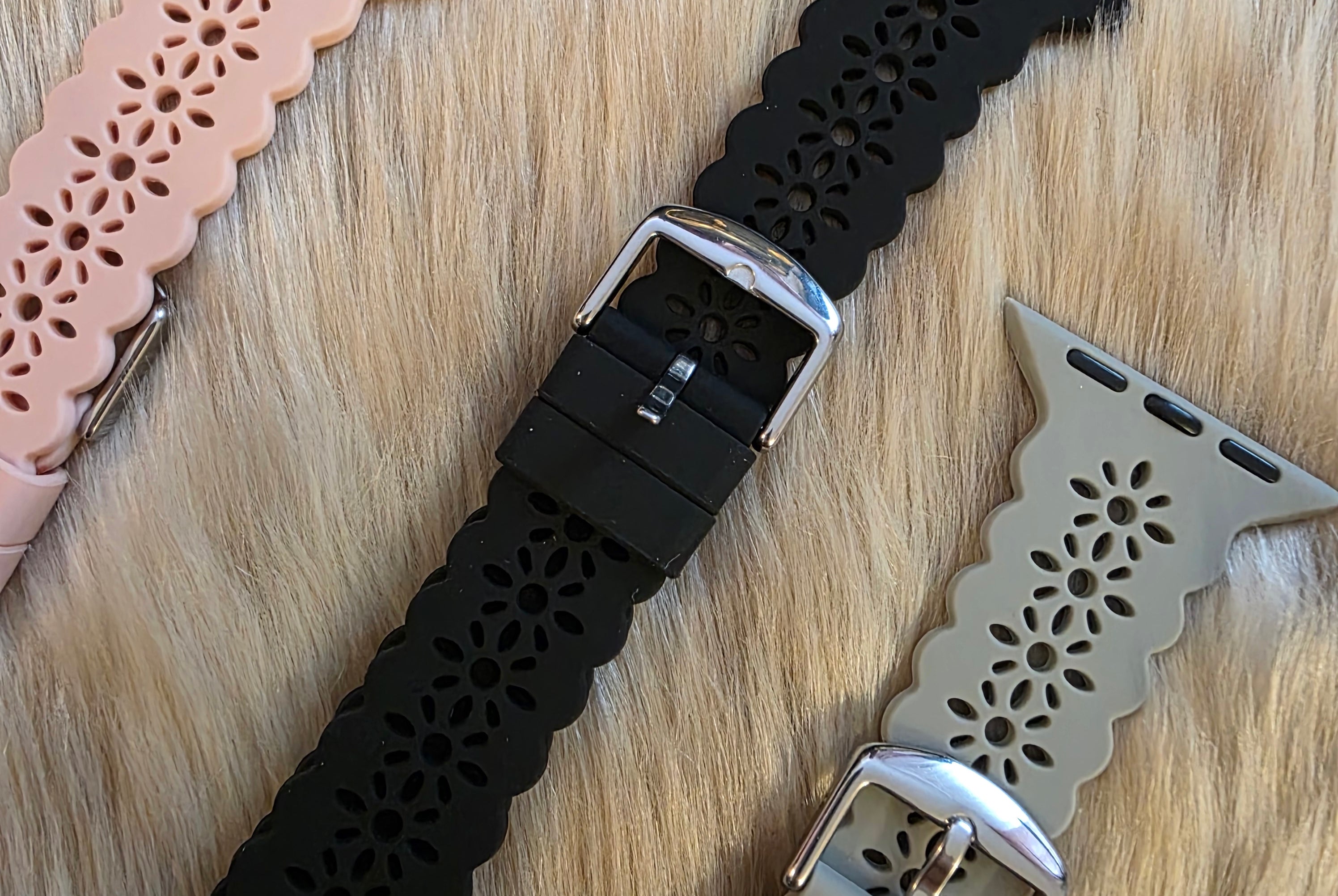 Scalloped Apple Watchband Watchband Vintage Vibes Boutique Black