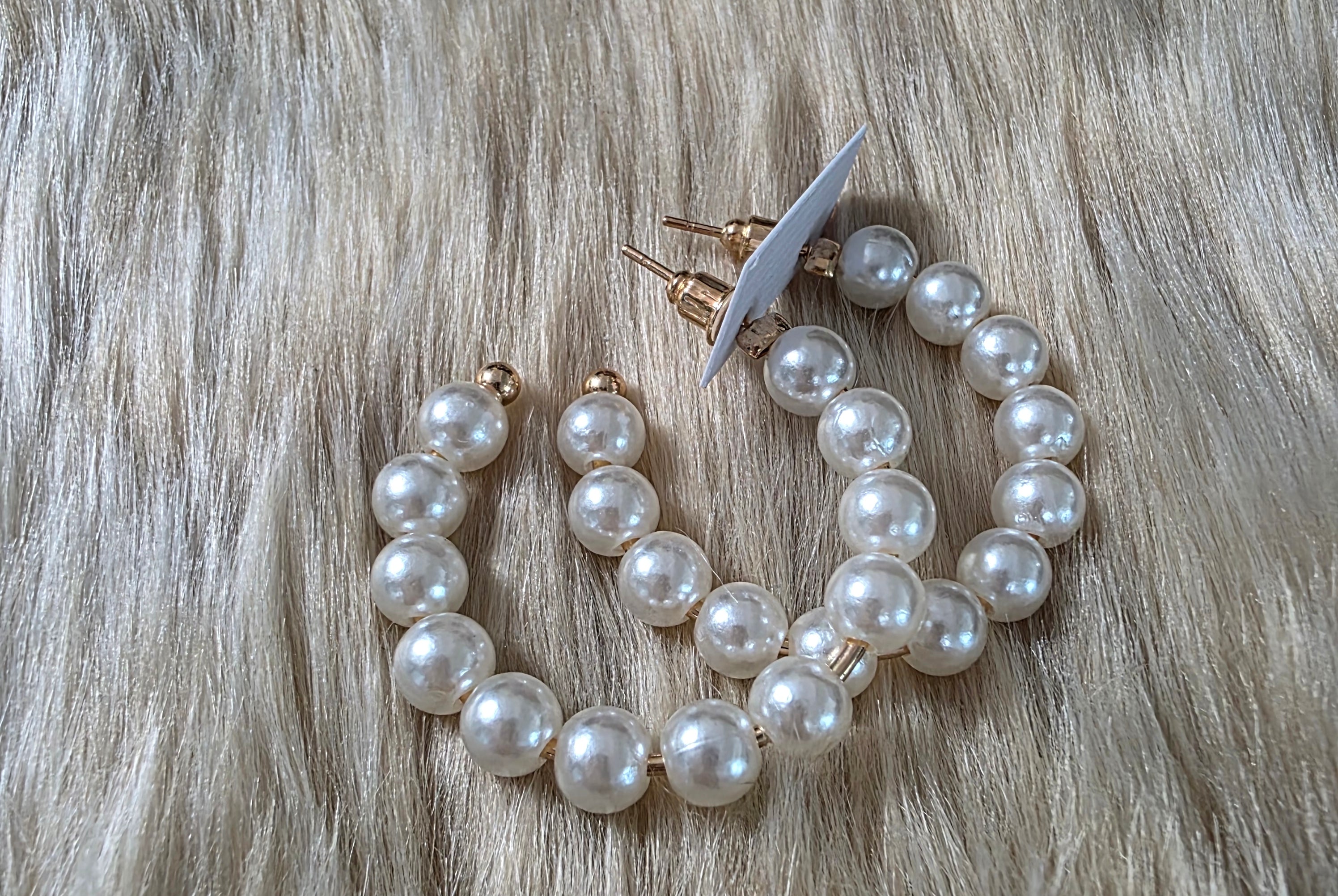 Pearlfection Hoops Earrings Vintage Vibes Boutique