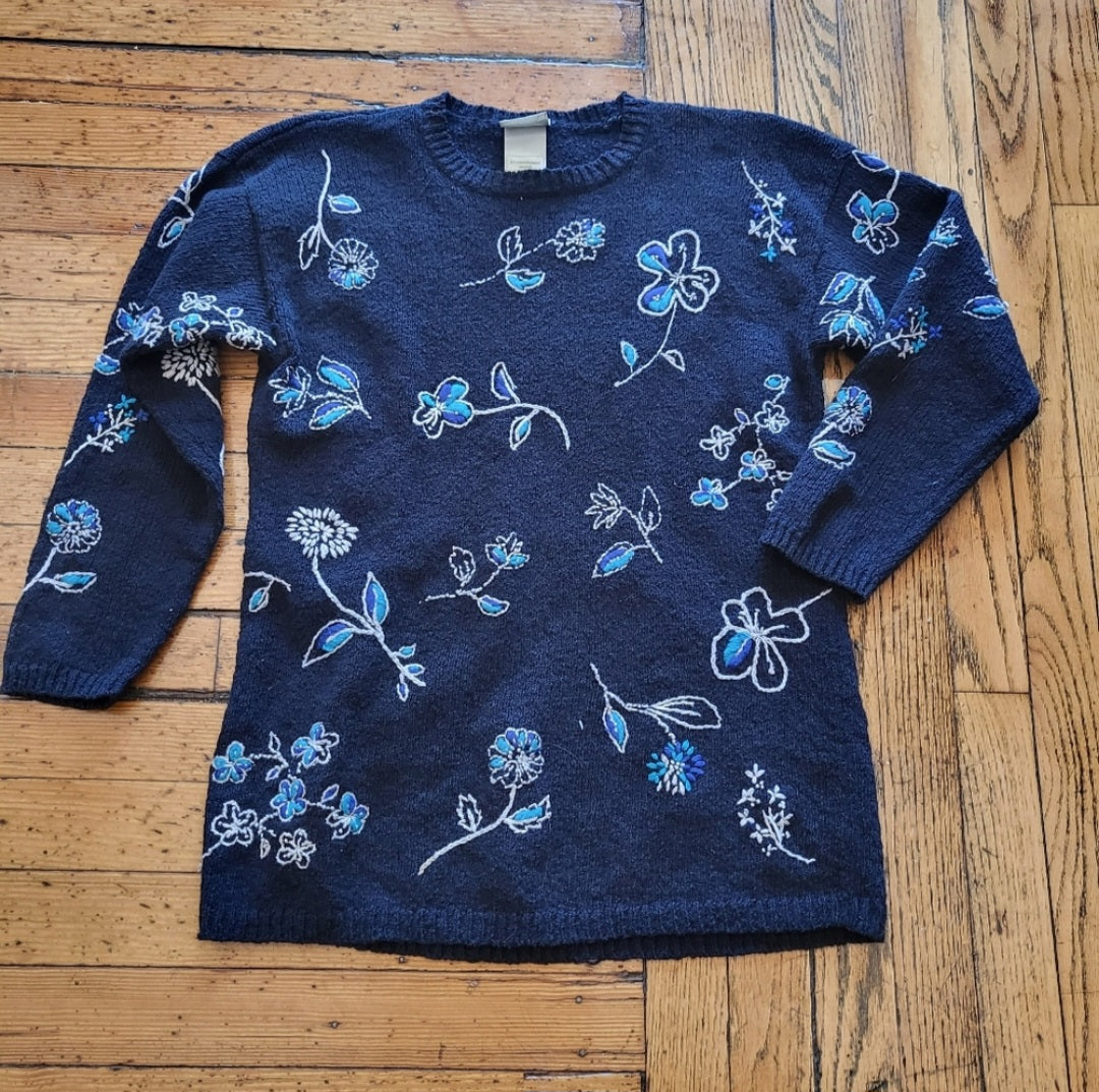 Laura Ashley Floral Embroidered Sweater Size Small Vintage Vibes 607