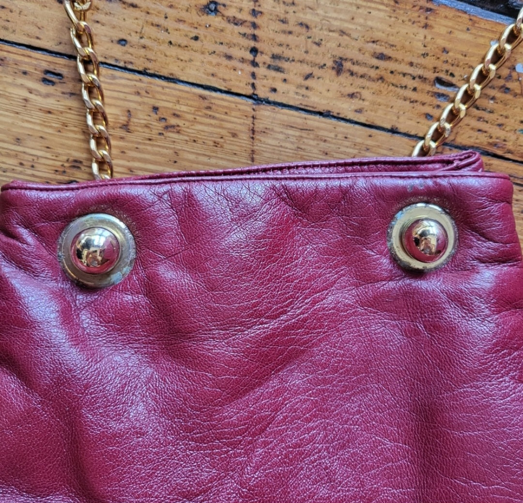 L.J. Simone New York Vintage Genuine Leather Red Crossbody Gold Chain Strap Bag Vintage Vibes 607