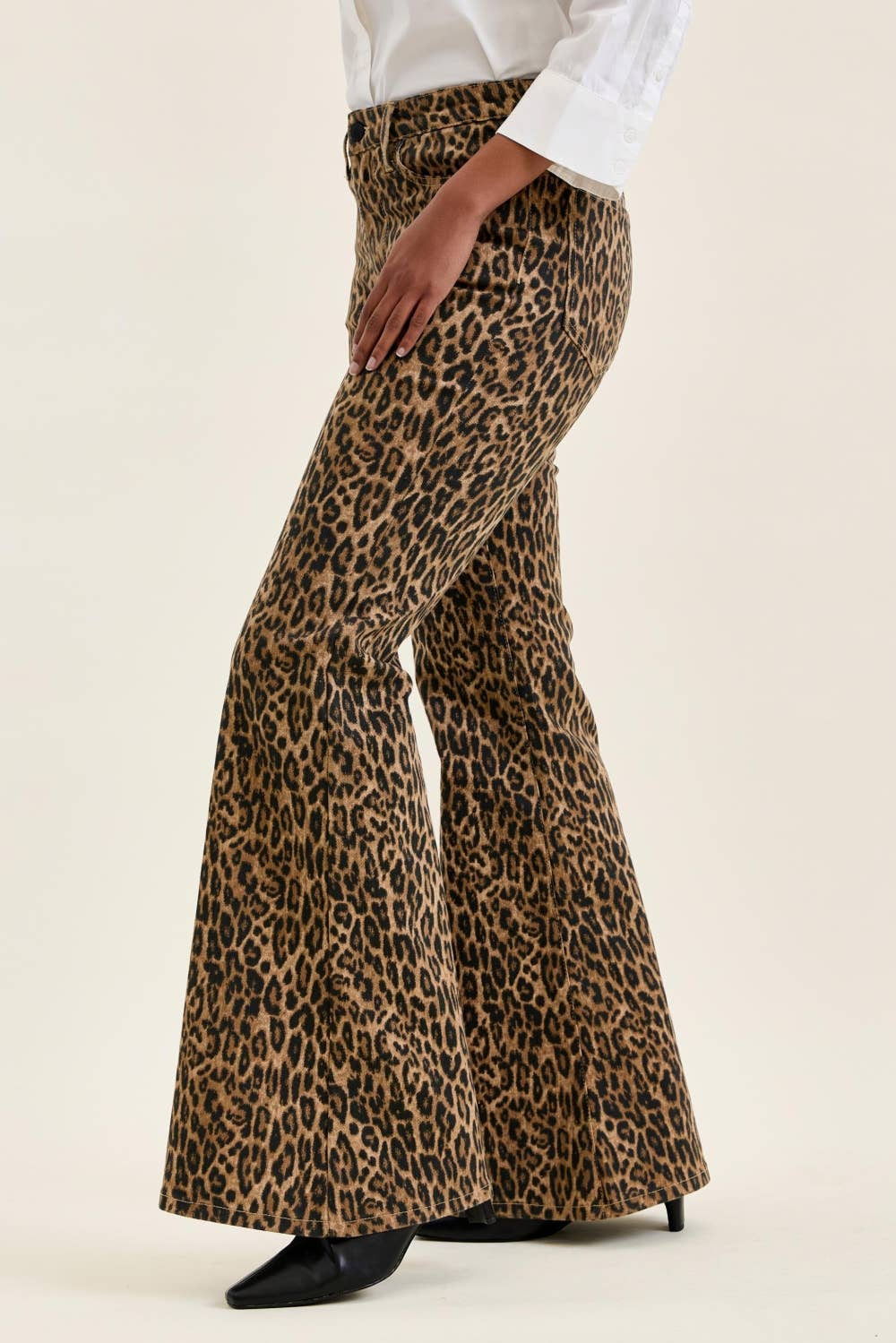 Stevie Leopard Jeans Flare Jeans Judy Blue Jeans