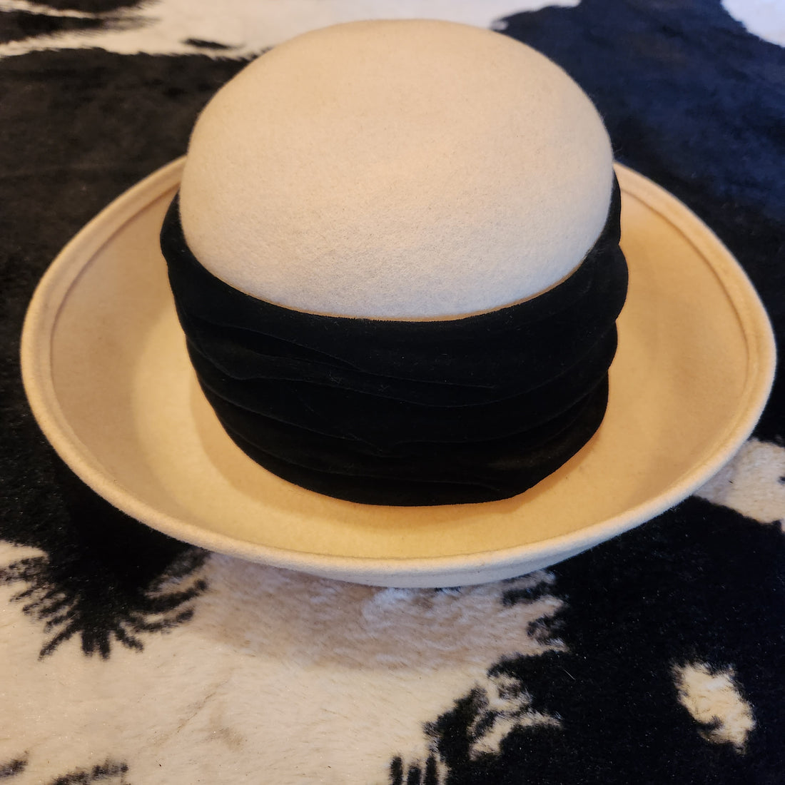  Importina Vintage Bollman 100% Wool Felt Bowler Hat Cream with Black Ribbon  Vintage Vibes Boutique   