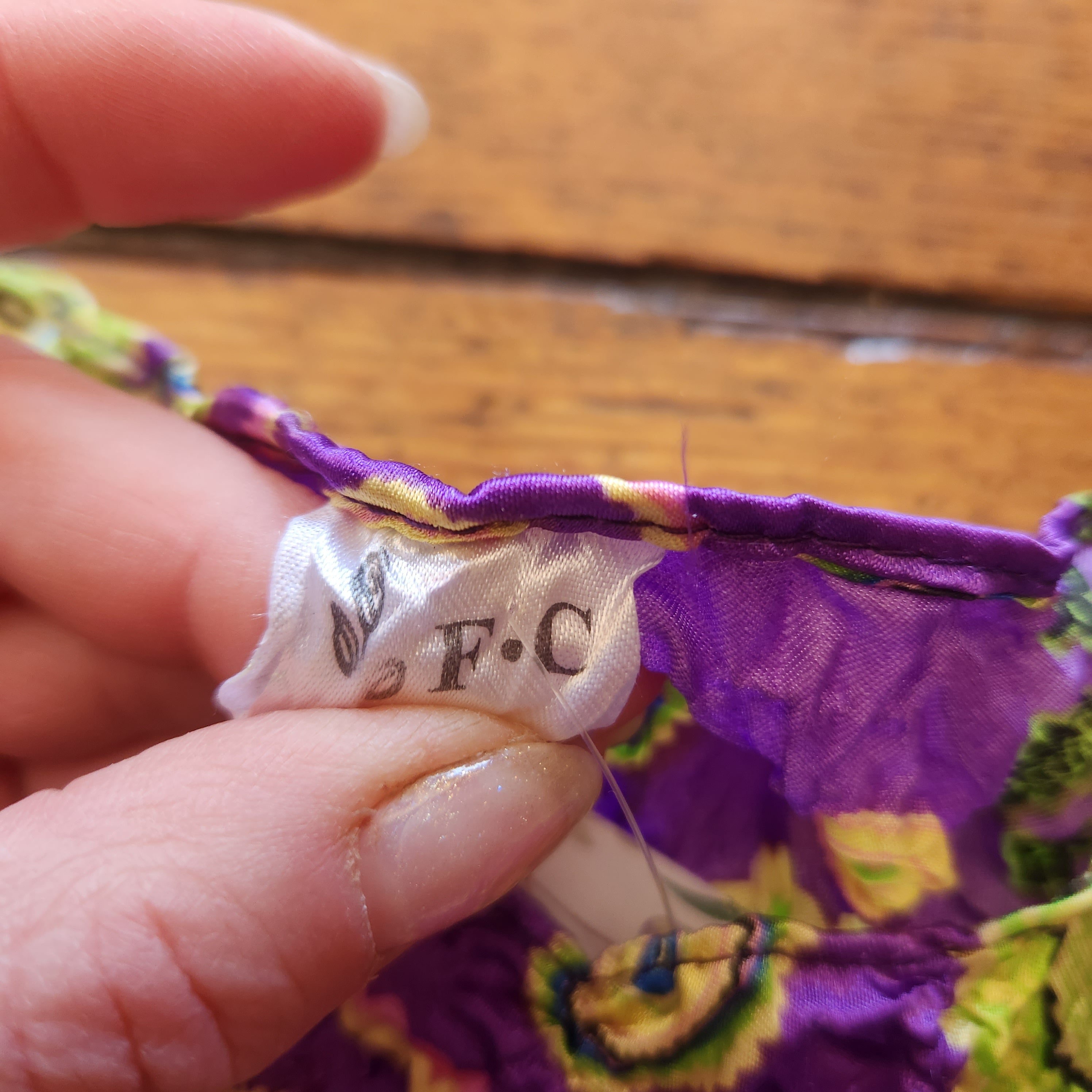 F.C. Tops Vintage Y2K Scrunch Top  Vintage Vibes Boutique   