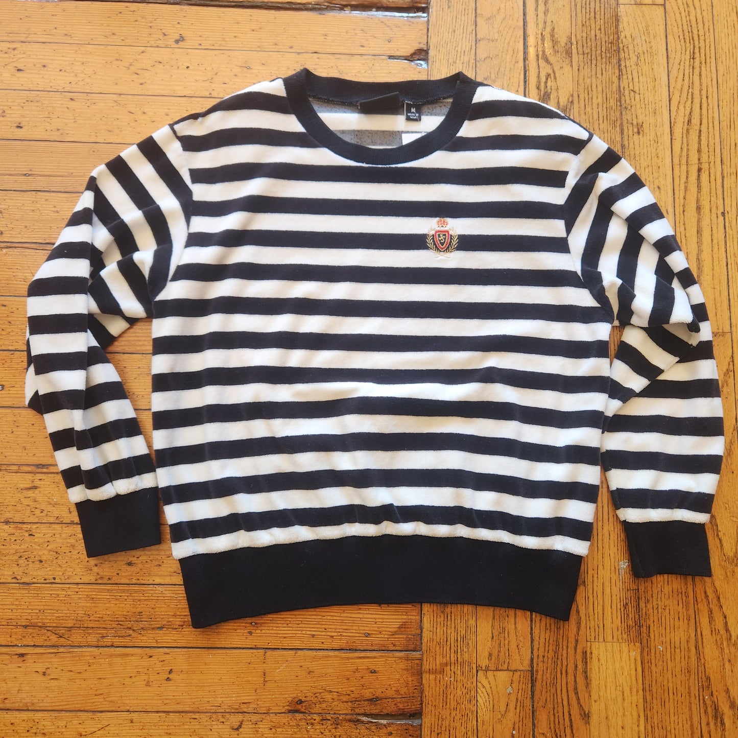 Jaclyn Sport Vintage 1990s Velour Long Sleeve Top Size Medium  Vintage Vibes Boutique   