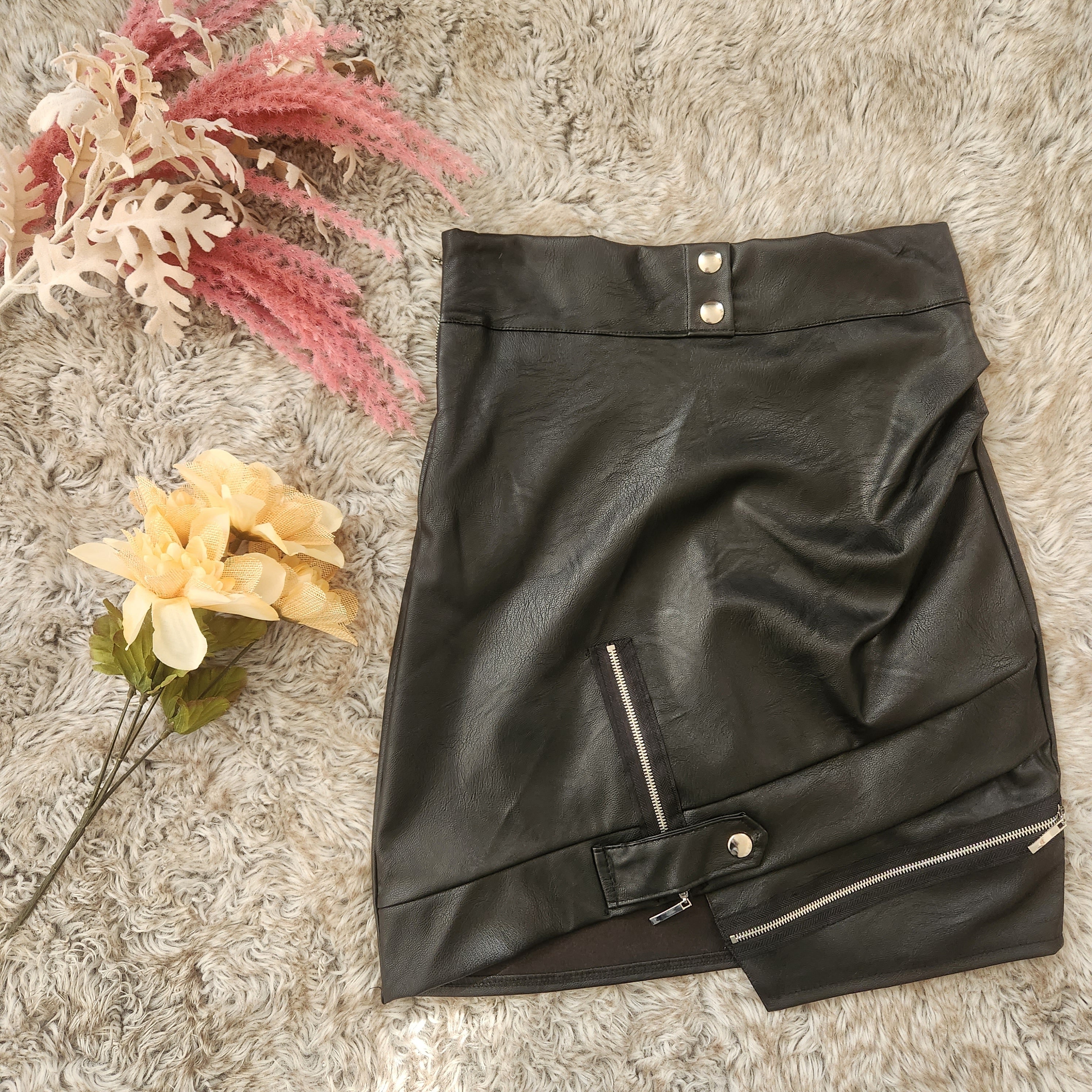 Gemma Leatherette Mini Skirt Mini Skirt Malabay