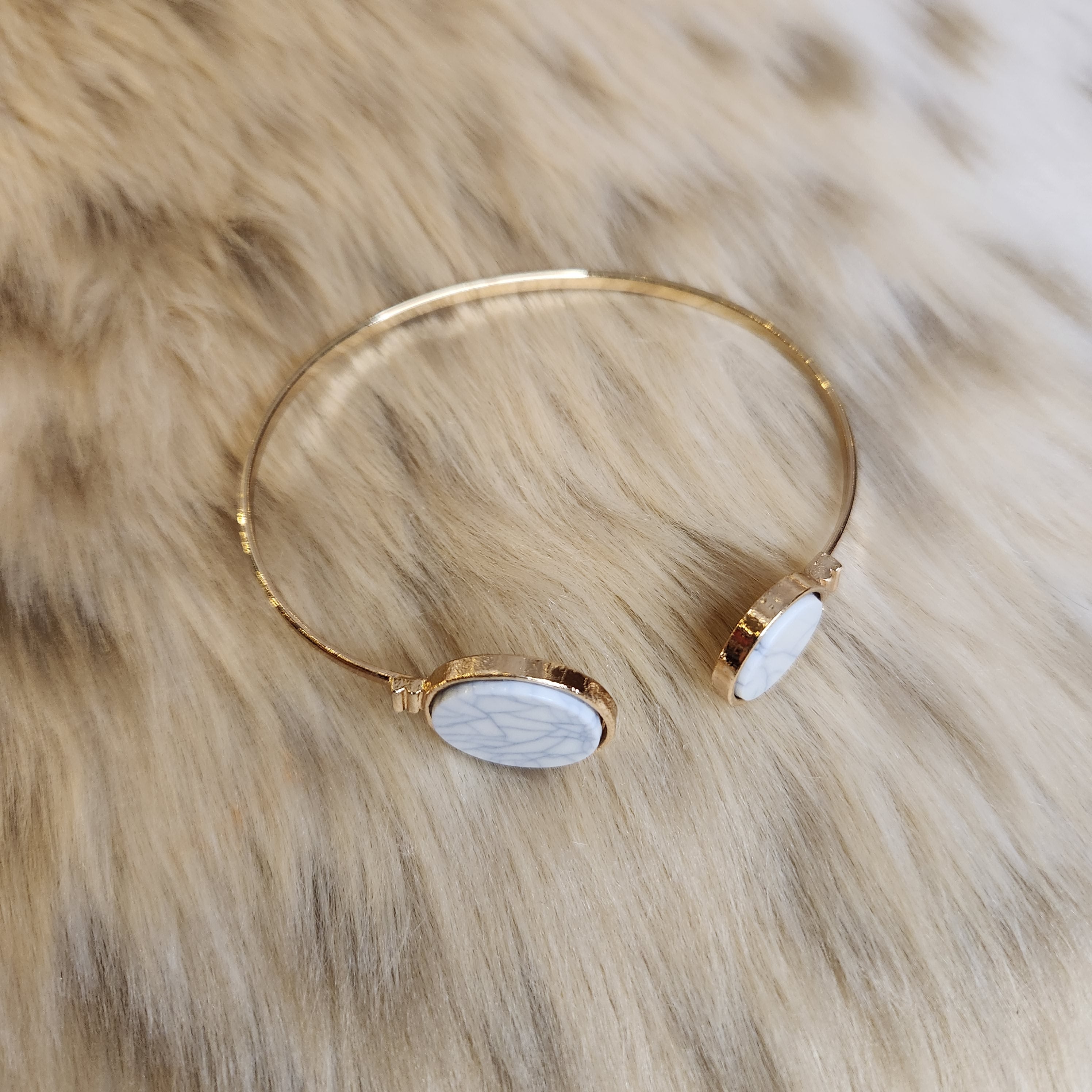 Round Stone Bangle Bracelet Vintage Vibes Boutique