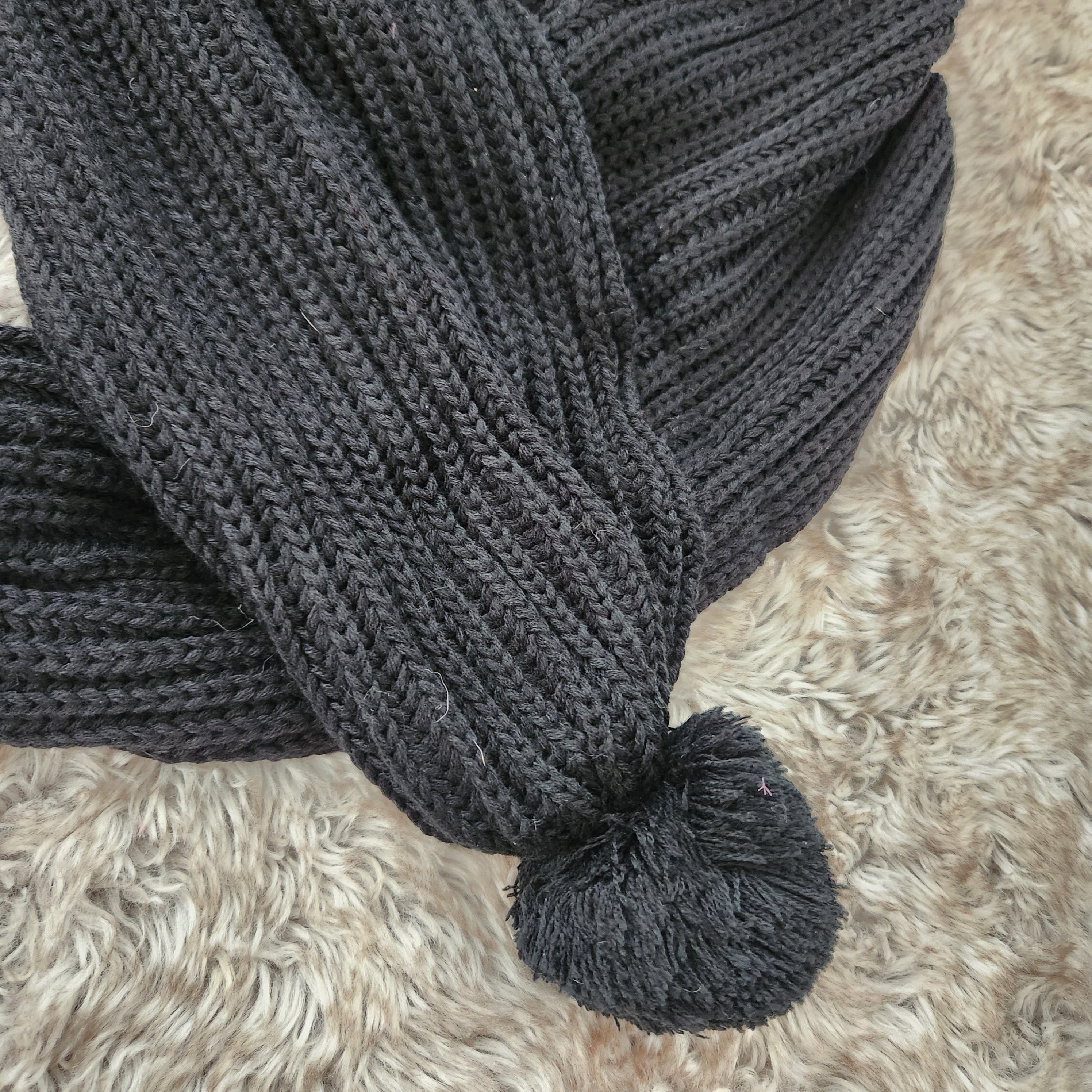 Black Knit Pom Pom Scarf Winter Accessories Vintage Vibes 607