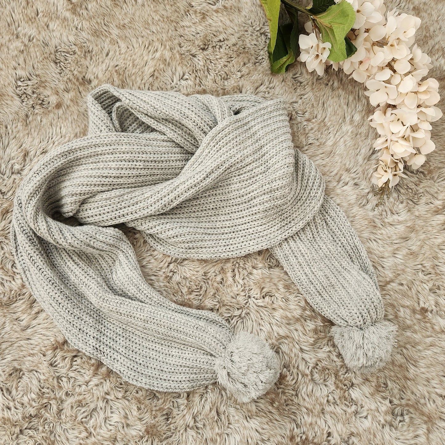 Gray Knit Pom Pom Scarf  Vintage Vibes 607   