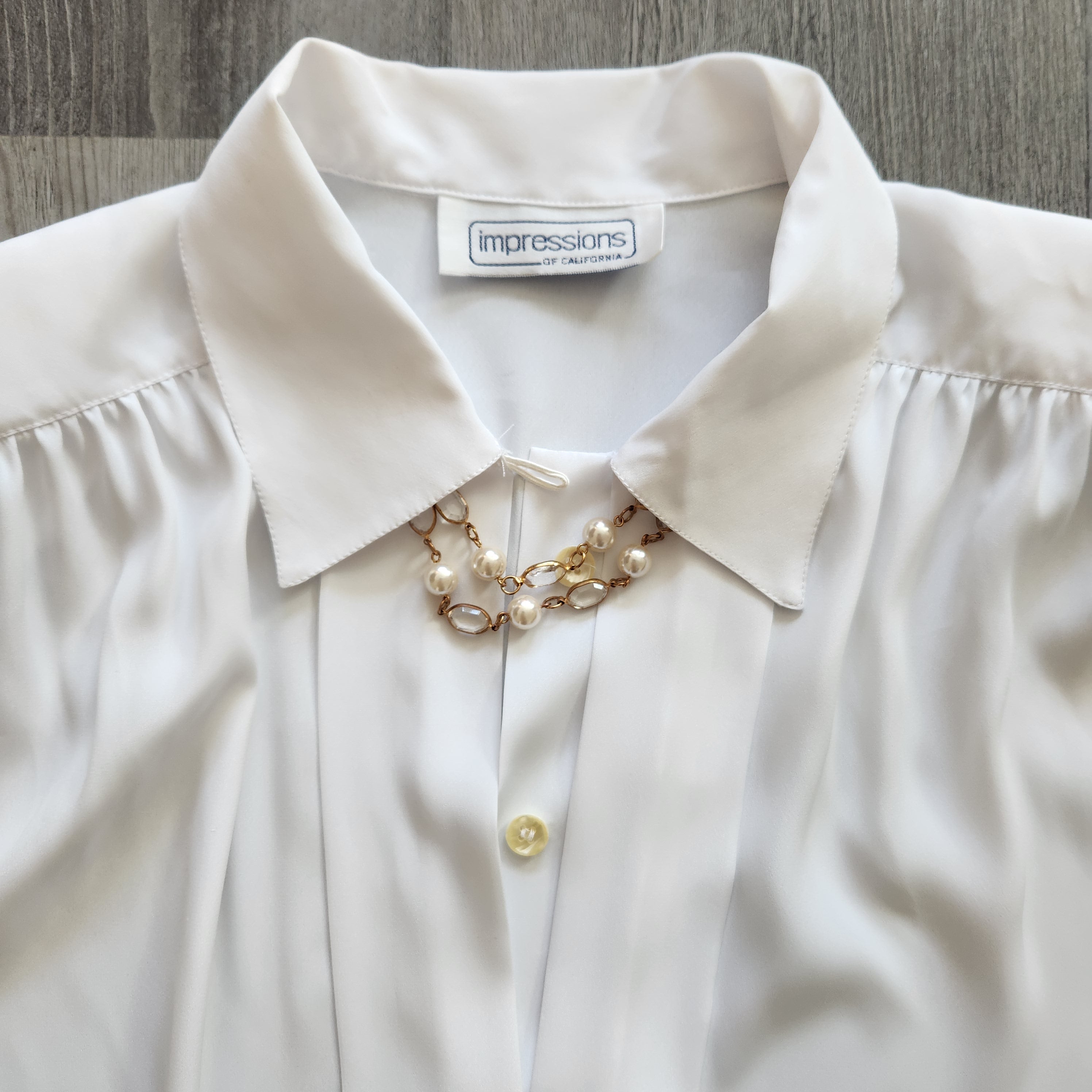 Impressions of California Top Vintage Vibes Boutique