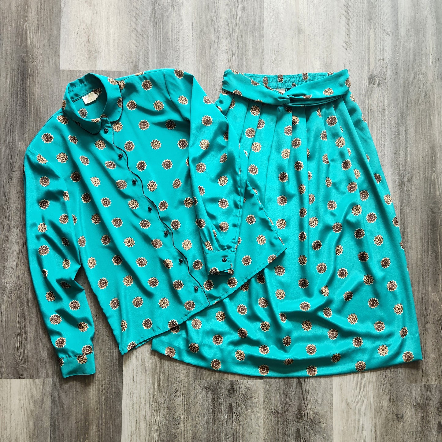 TanJay Sunflower Set Vintage Vibes Boutique