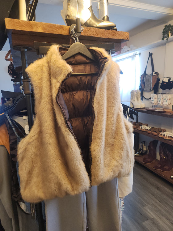 Brady Reversible Vest Steve Madden