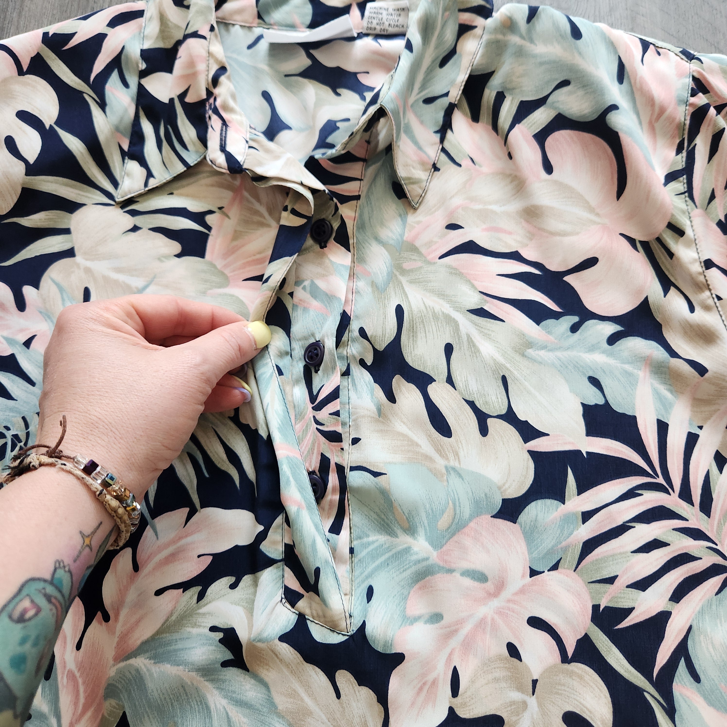 Alfred Dunner Tropical Top Vintage Vibes Boutique