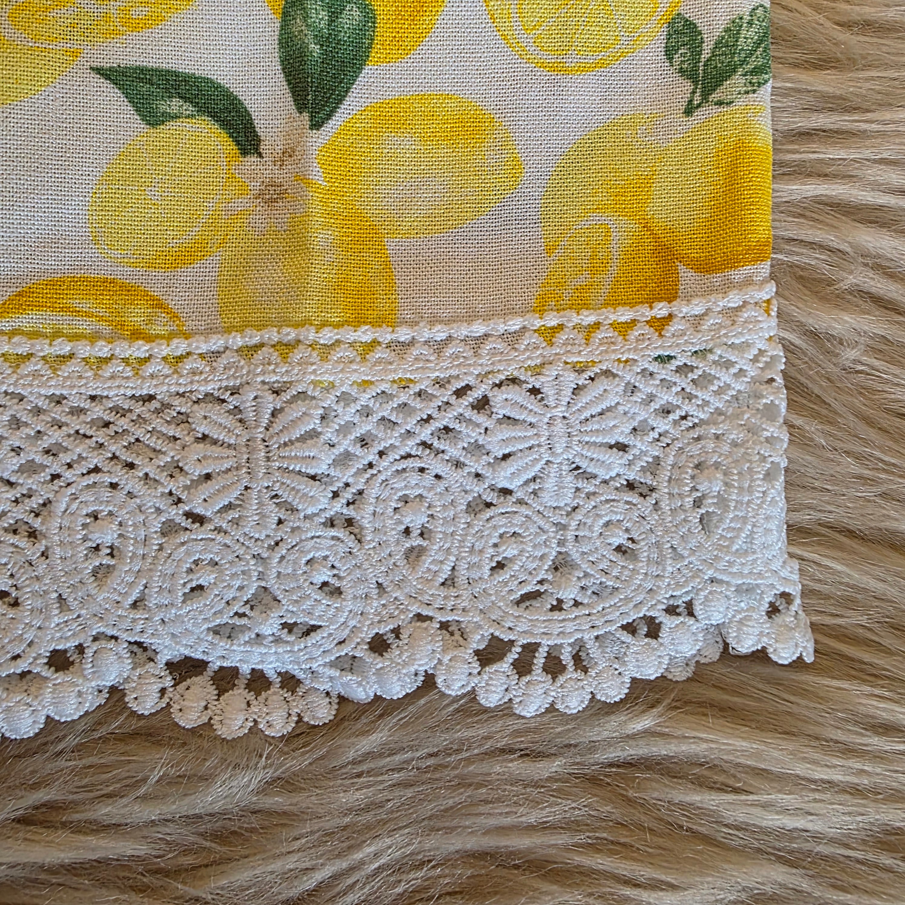 Lemon Grove Top Tank Hem & Thread