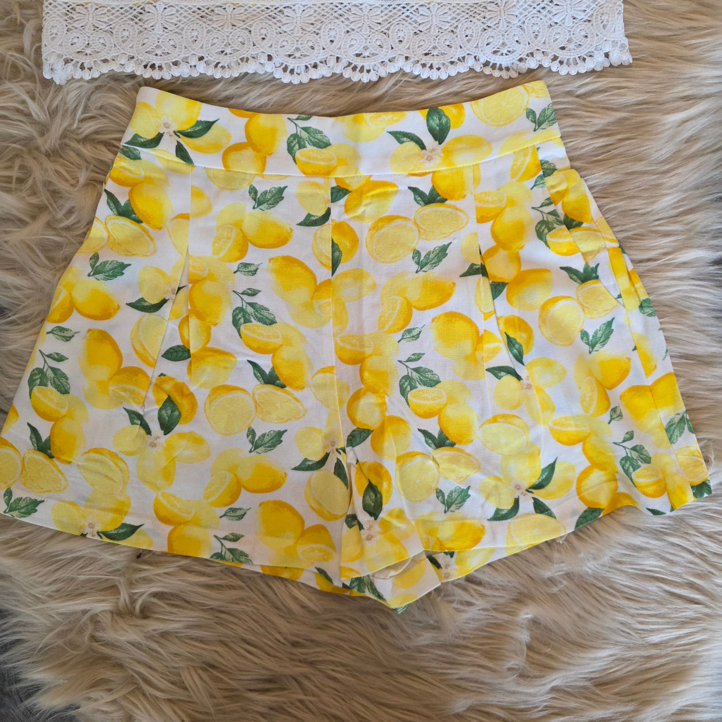 Lemon Grove Shorts Shorts Hem & Thread