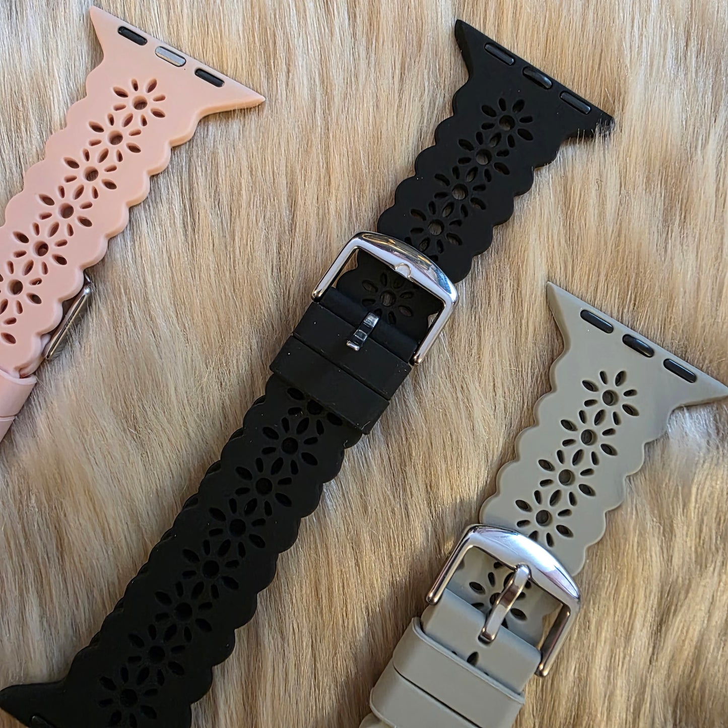 Scalloped Apple Watchband Watchband Vintage Vibes Boutique Black