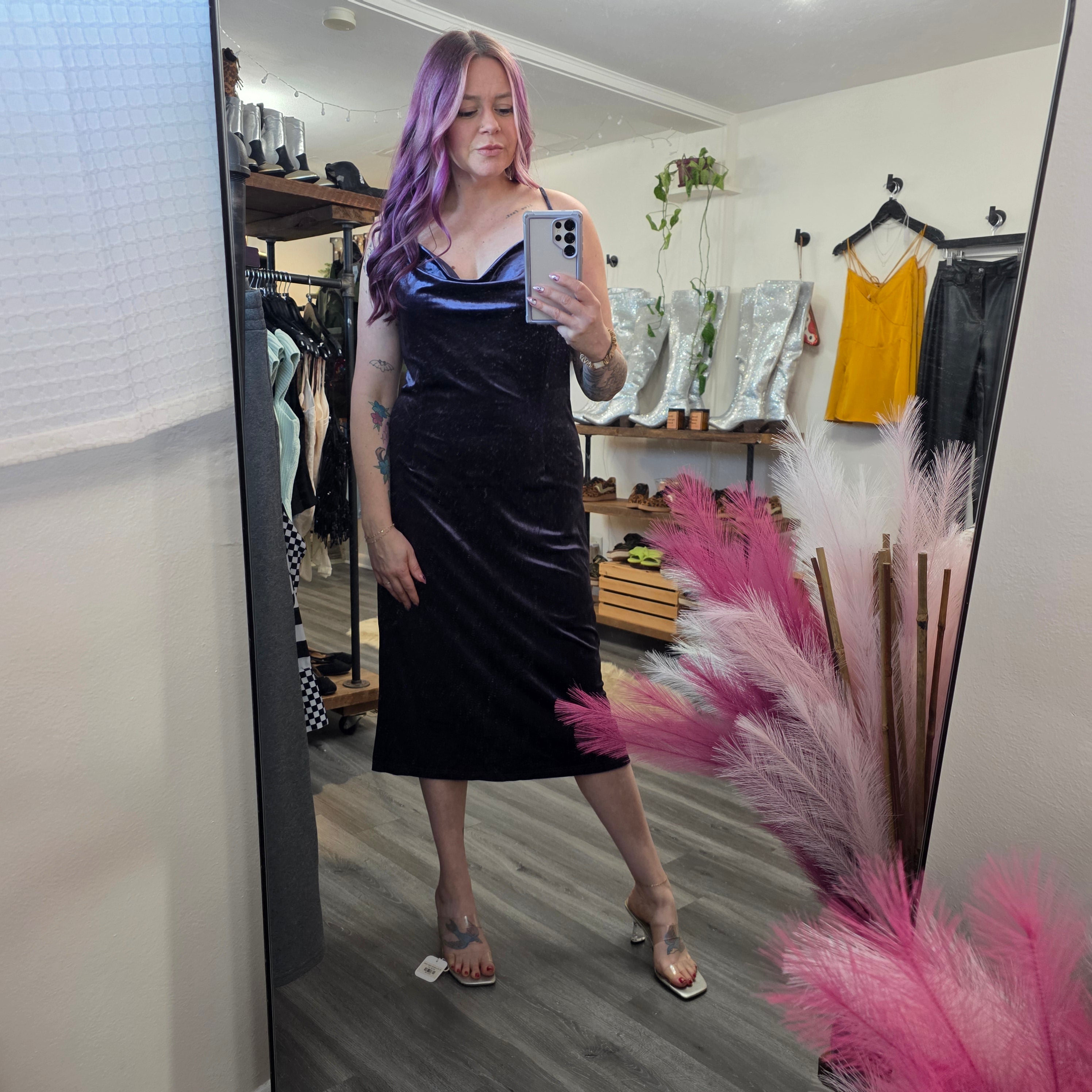 Violet Hour Velvet Dress Midi Dress Mystree