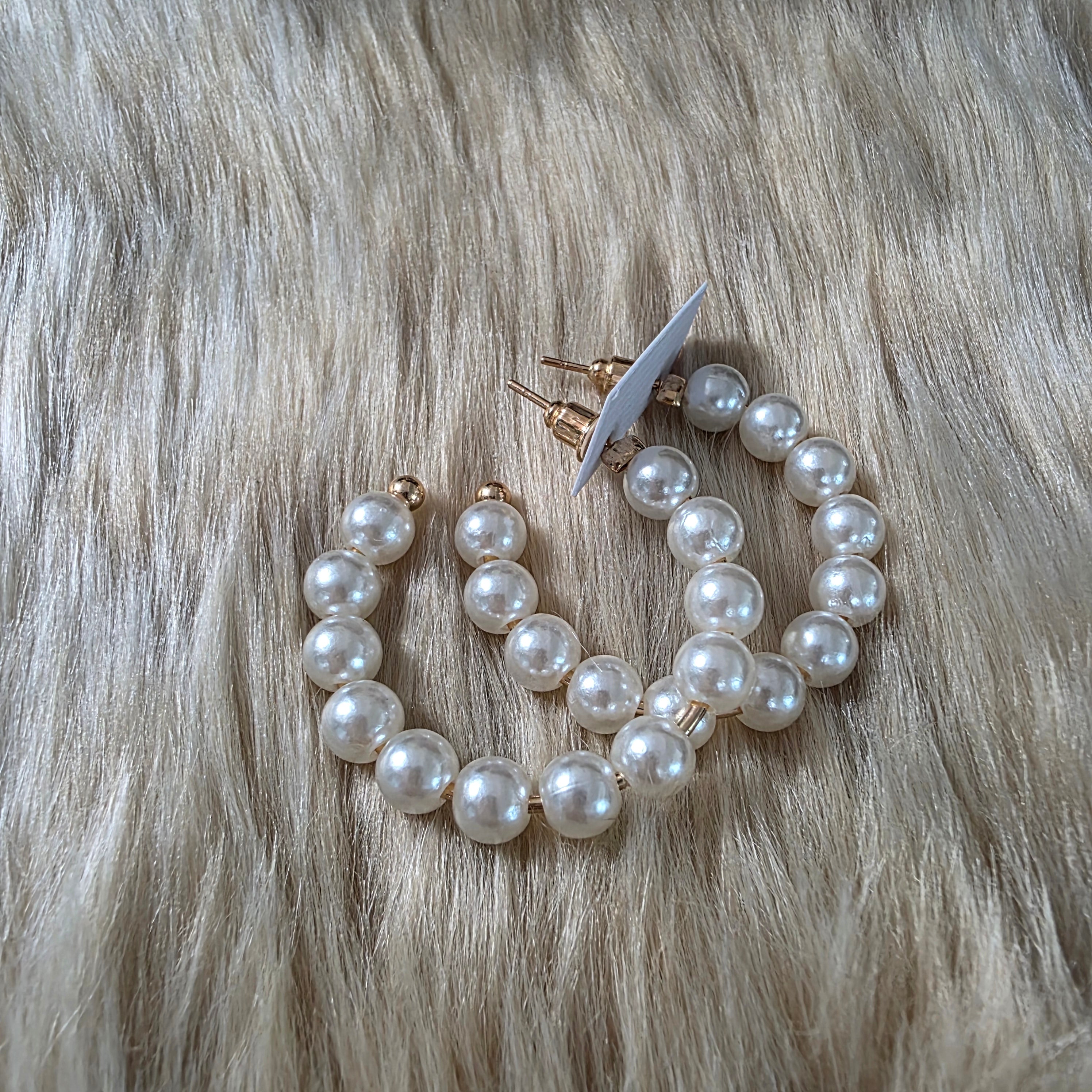 Pearlfection Hoops Earrings Vintage Vibes Boutique