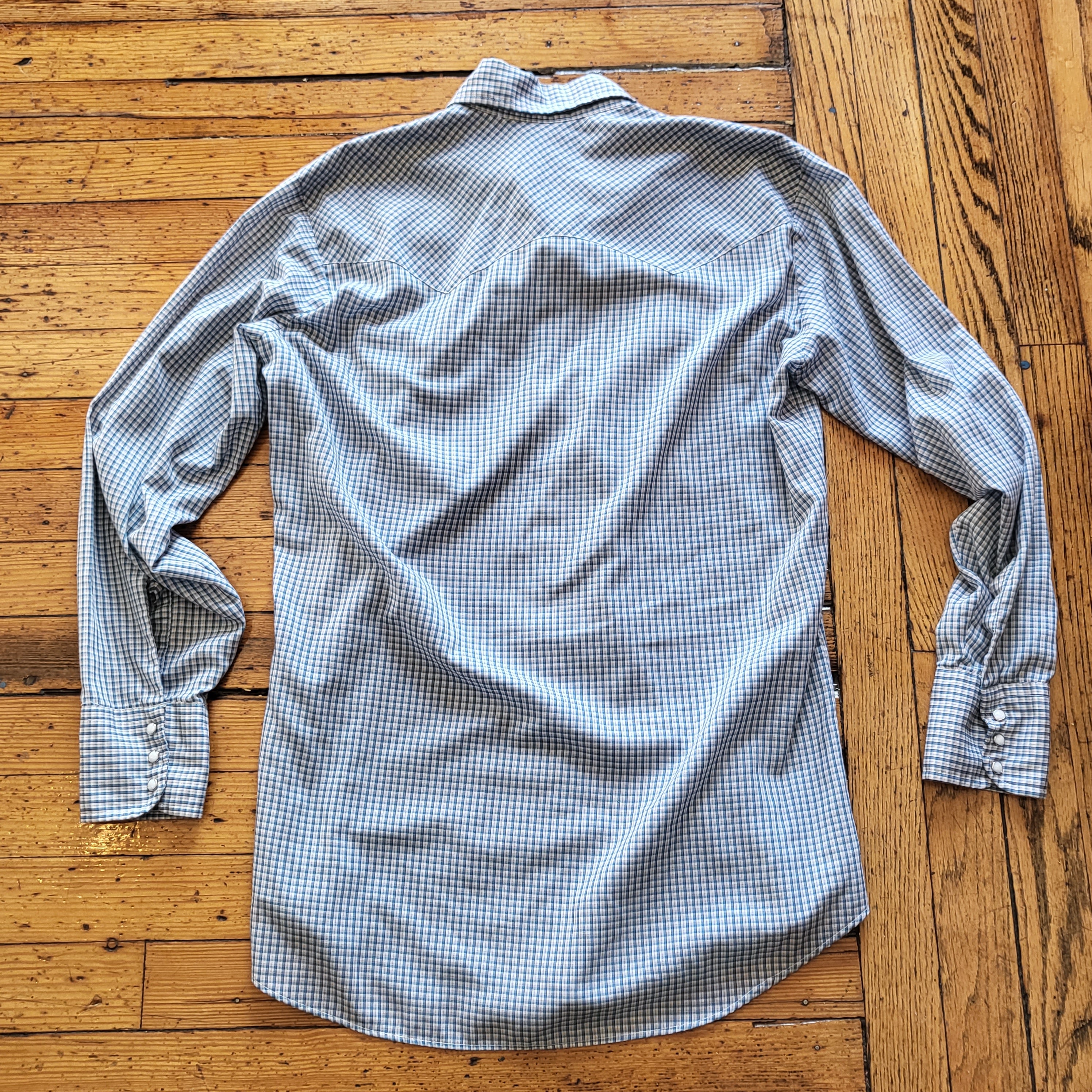 Levi Strauss & Co Vintage 1970s Pearl Snap Button Down Shirt Size Medium  Vintage Vibes 607   