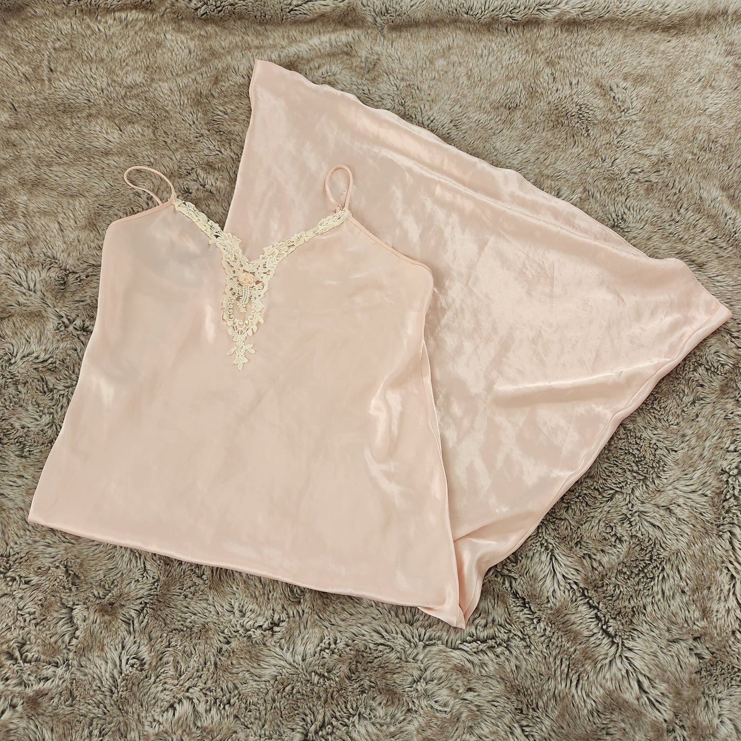 Tiffany's Closet Satin Nightgown Full Length Slip Size Large  Vintage Vibes 607   