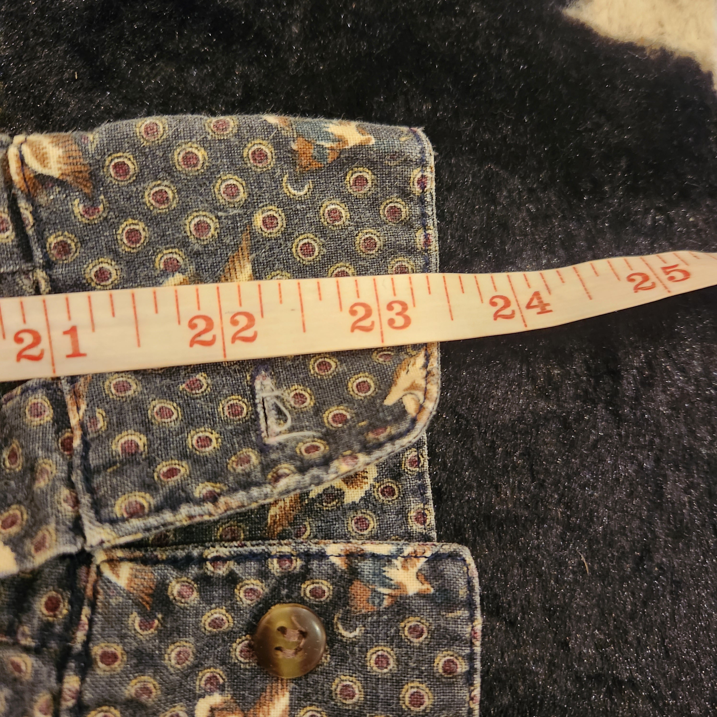 Bugle Boy Company Button Down Duck Print Shirt  Vintage Vibes 607   