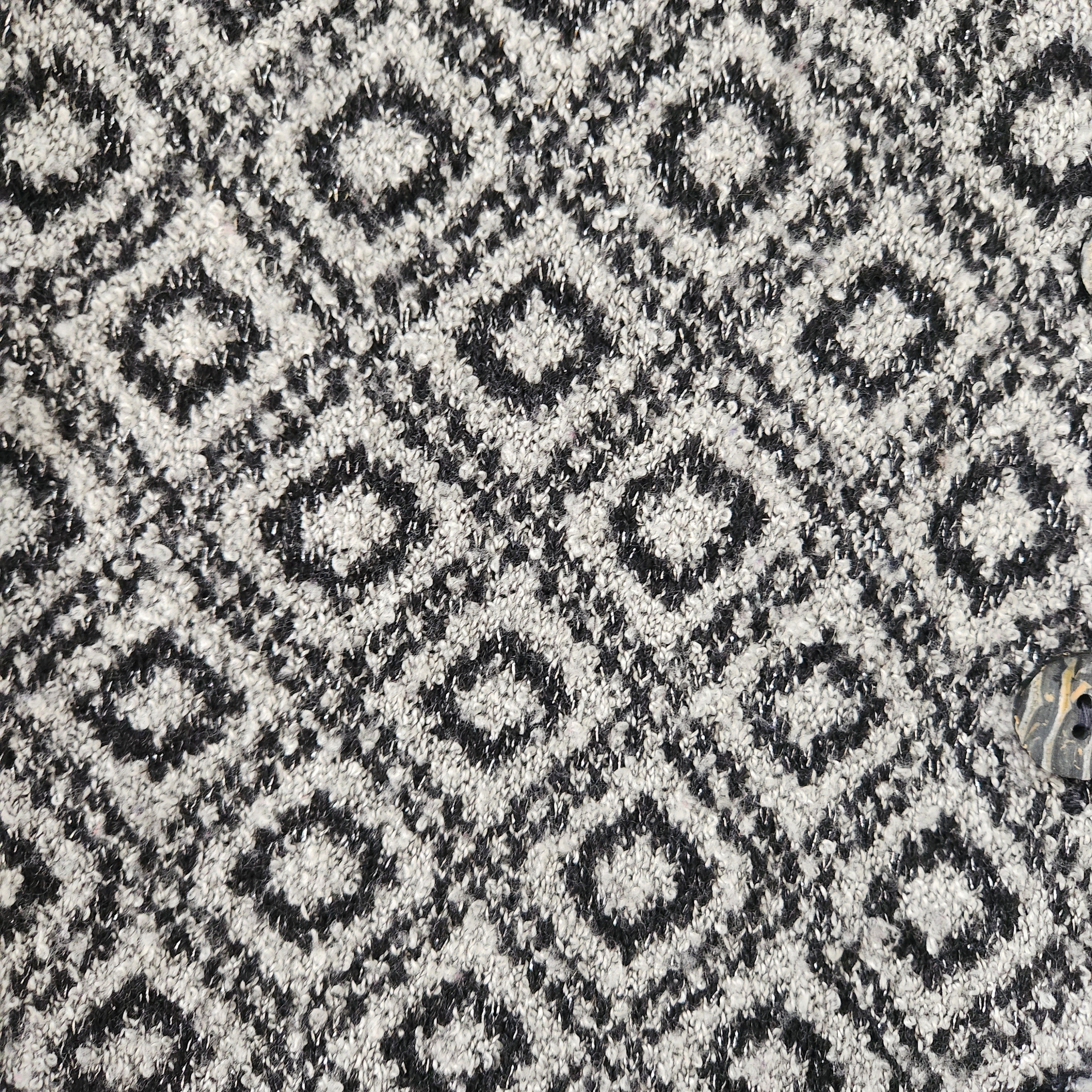 Donna Maurizio Vintage Gray and White Diamond Print Sweater Vest Size Large  Vintage Vibes Boutique   