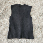 Donna Maurizio Vintage Gray and White Diamond Print Sweater Vest Size Large  Vintage Vibes Boutique   