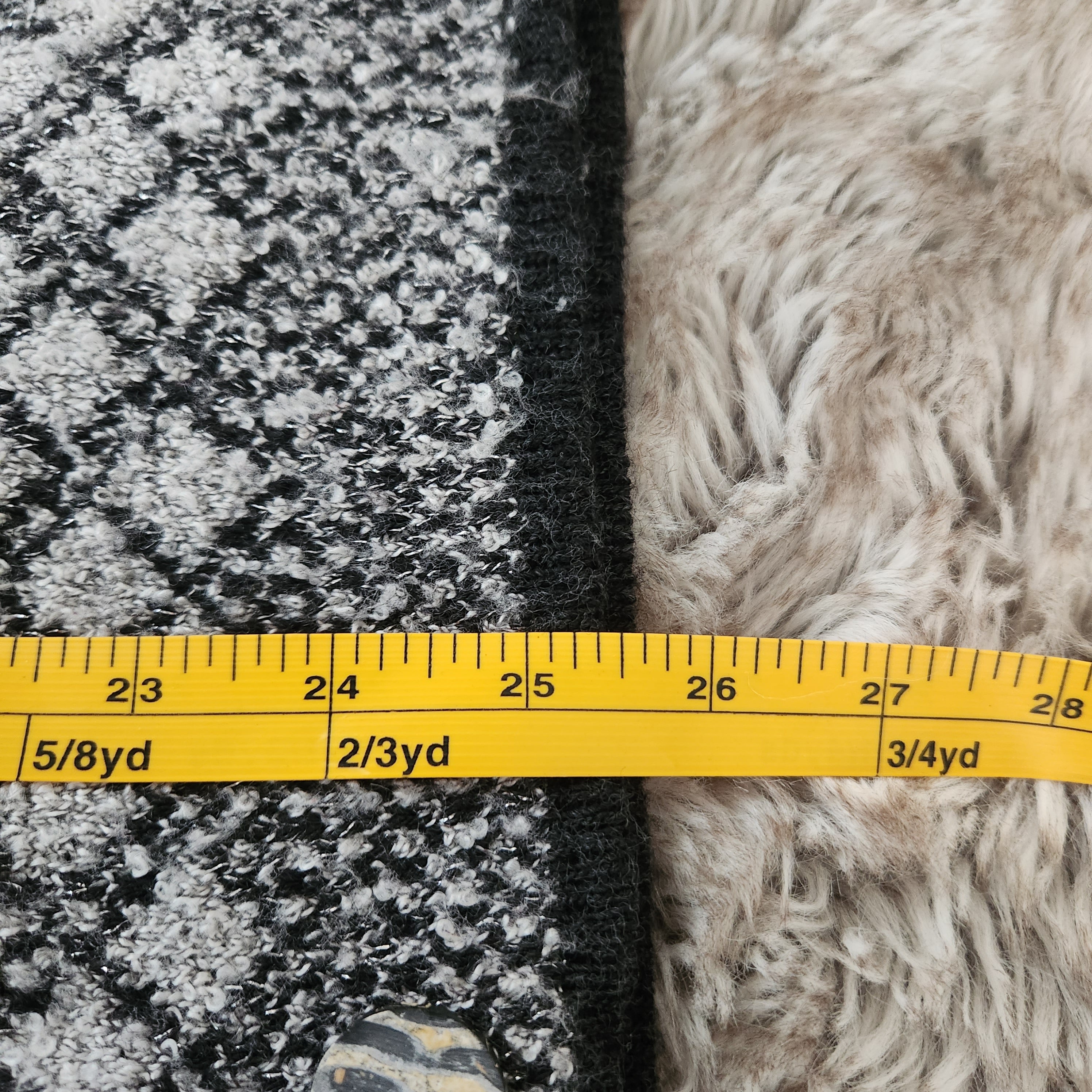 Donna Maurizio Vintage Gray and White Diamond Print Sweater Vest Size Large  Vintage Vibes Boutique   