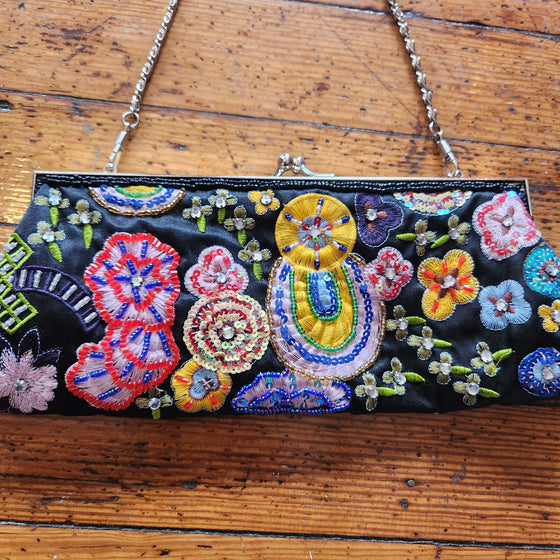 New York & Company Vintage 1990s Embroidered and Beaded Floral Handbag