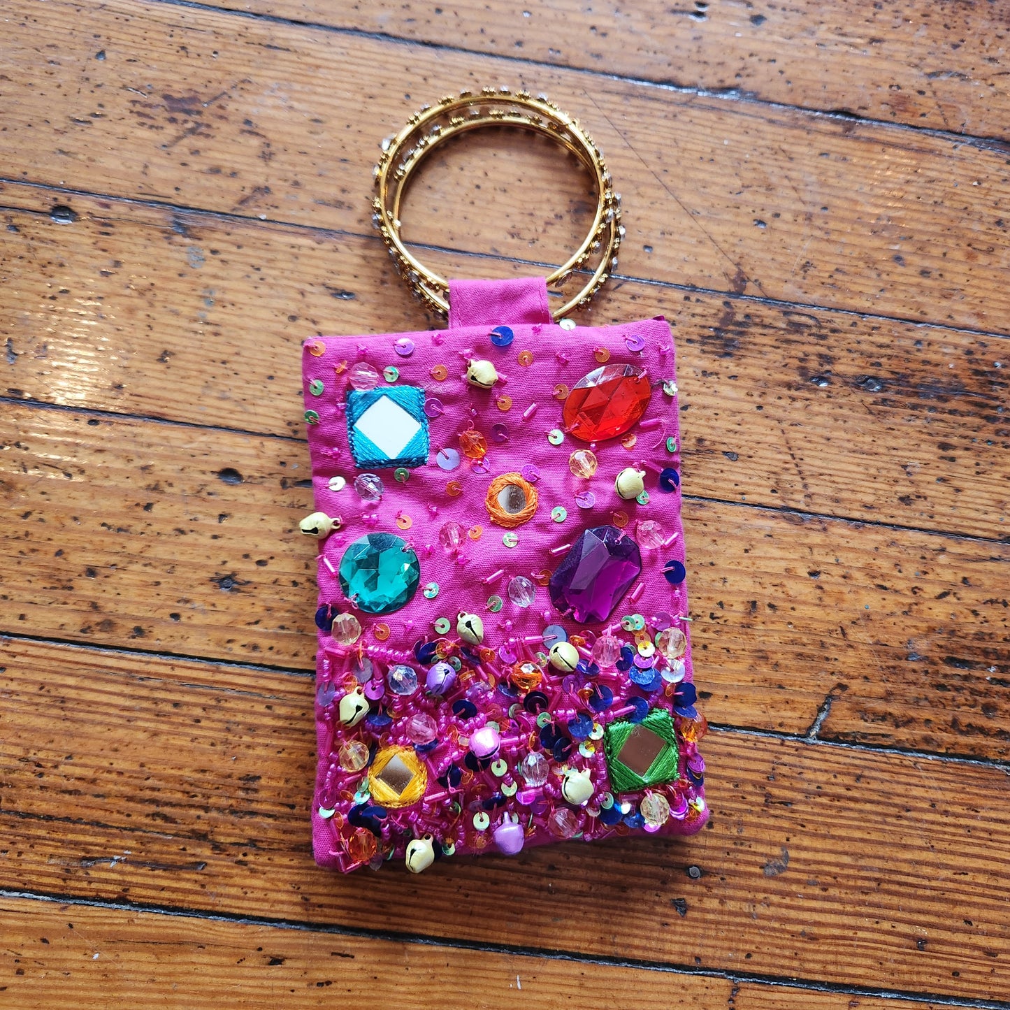 Two's Company Vintage Y2K Bracelet Wristlet Bag Pink Beaded Made in India  Vintage Vibes Boutique   