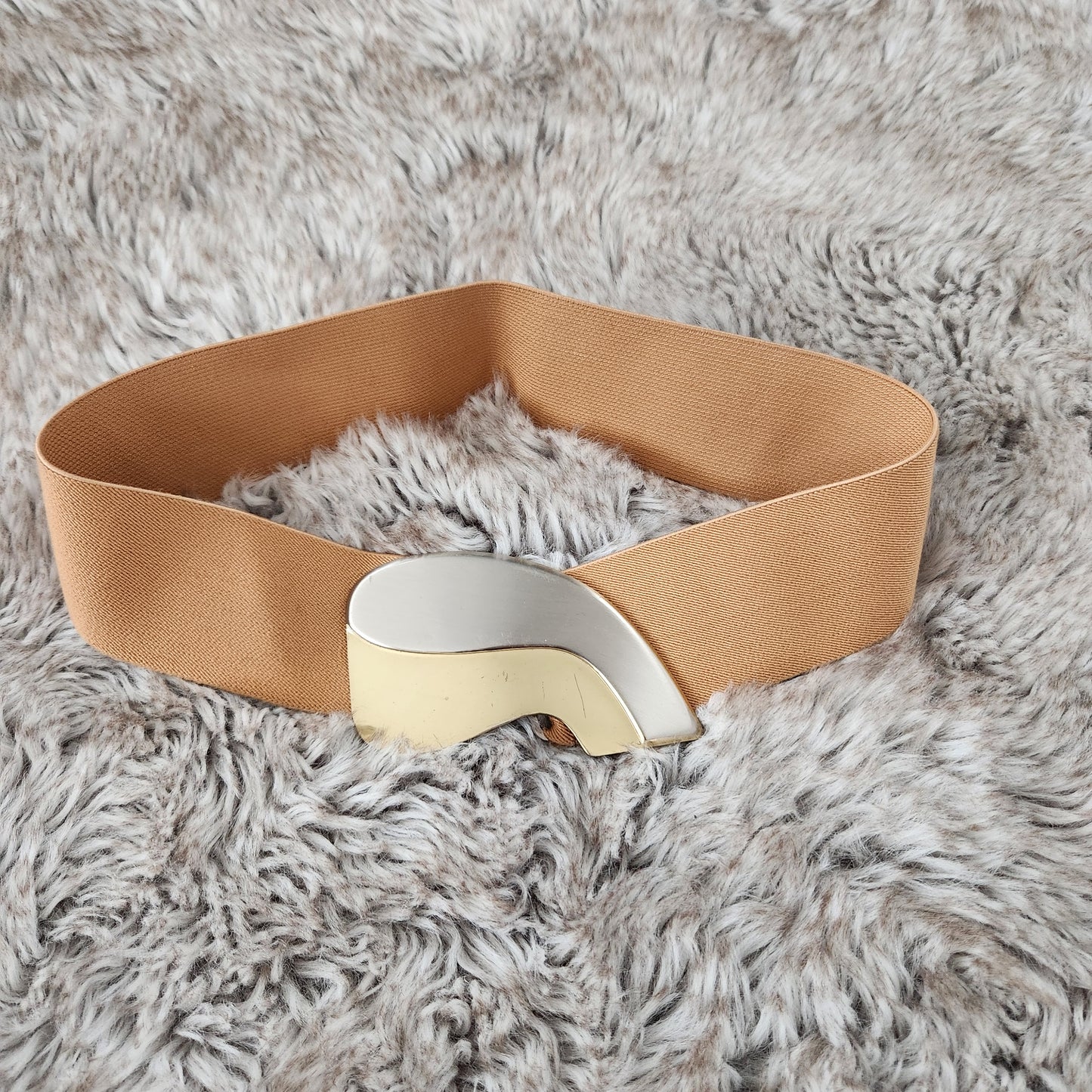 Pearl Accessories Vintage Elastic Belt with Silver and Gold Buckle  Vintage Vibes Boutique   