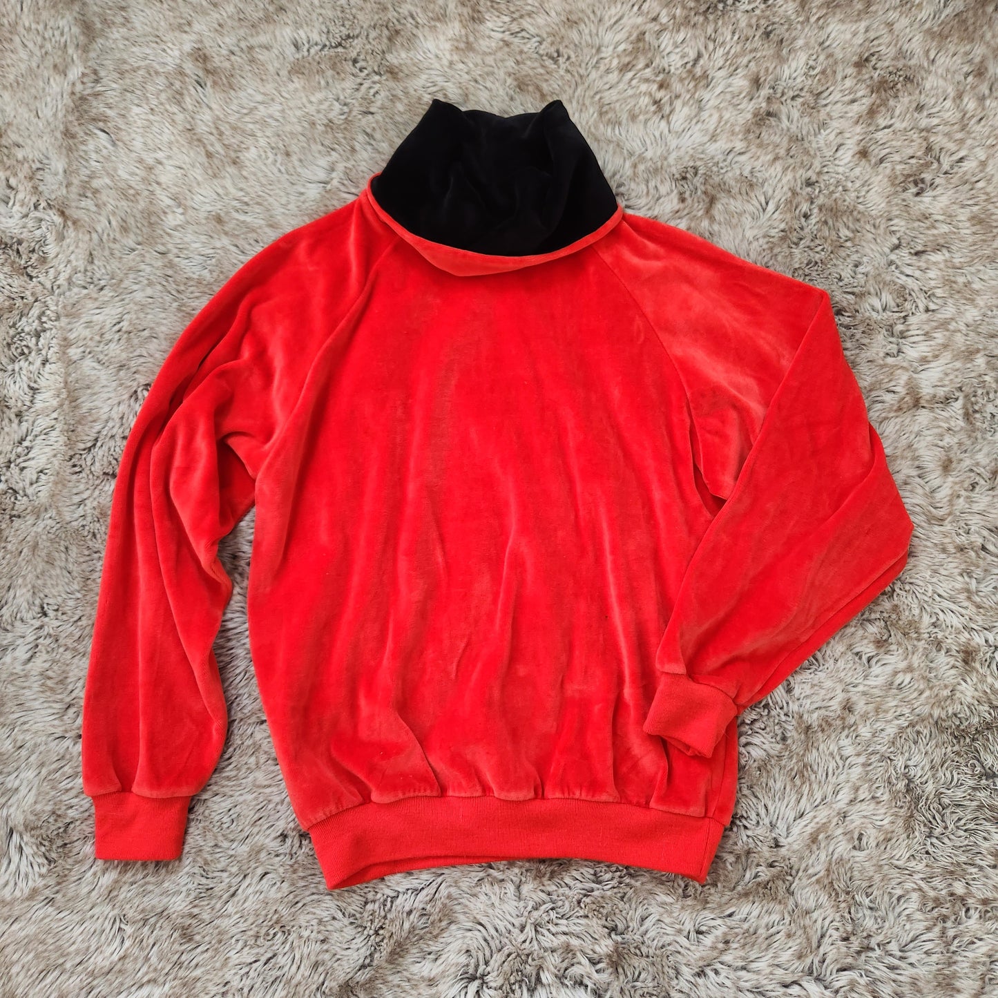 Mackenzie Vintage Velour Cowlneck Sweatshirt Red and Black Size Medium  Vintage Vibes Boutique   