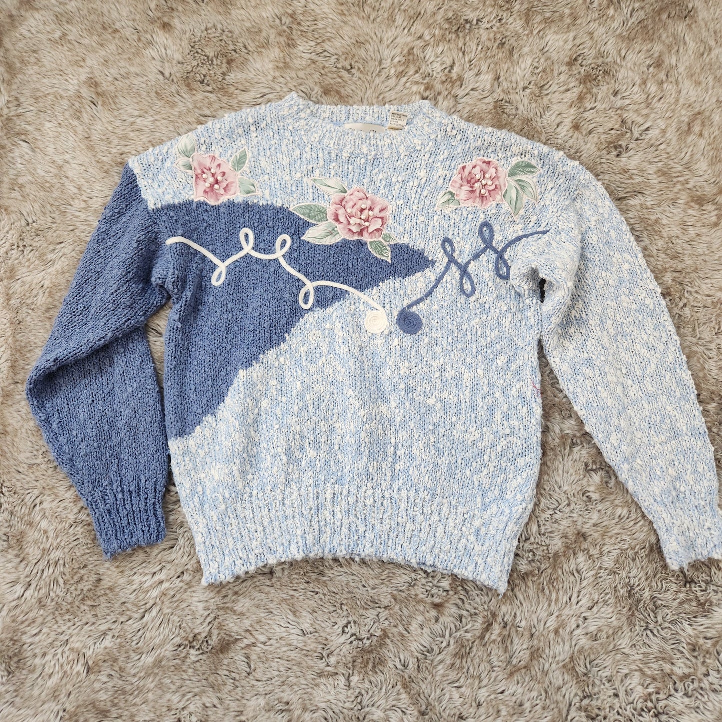 Hunter's Glen Vintage Popcorn Knit Blue Floral Crewneck Sweater Size Medium  Vintage Vibes Boutique   