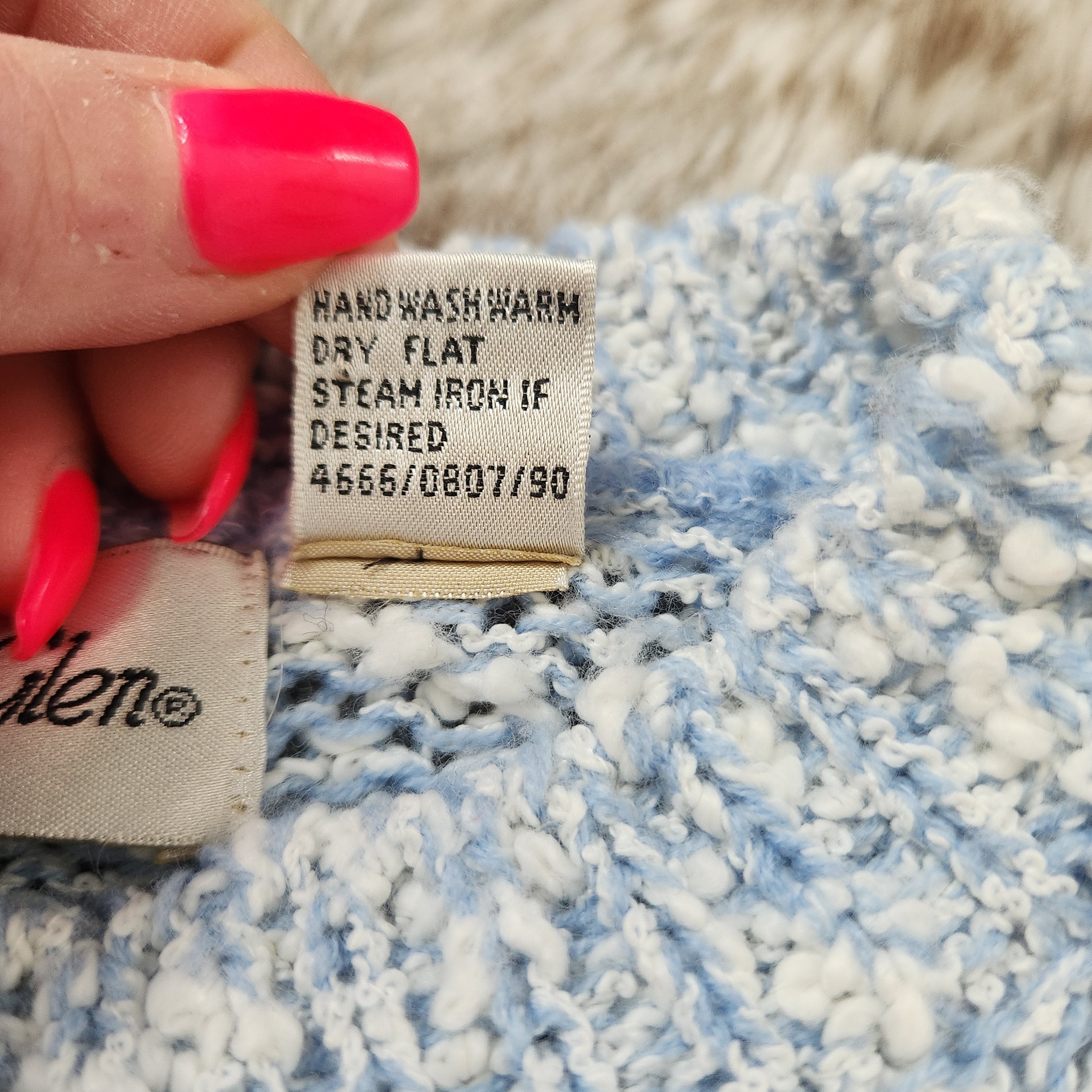 Hunter's Glen Vintage Popcorn Knit Blue Floral Crewneck Sweater Size Medium