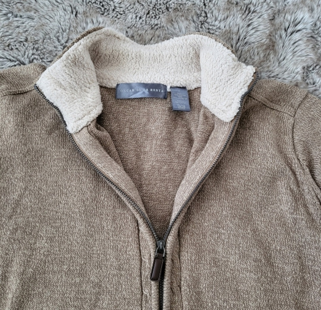 Oscar De La Renta Full Zip Closure Sherpa Lined Mock Neck Tan Sweater  Vintage Vibes 607   