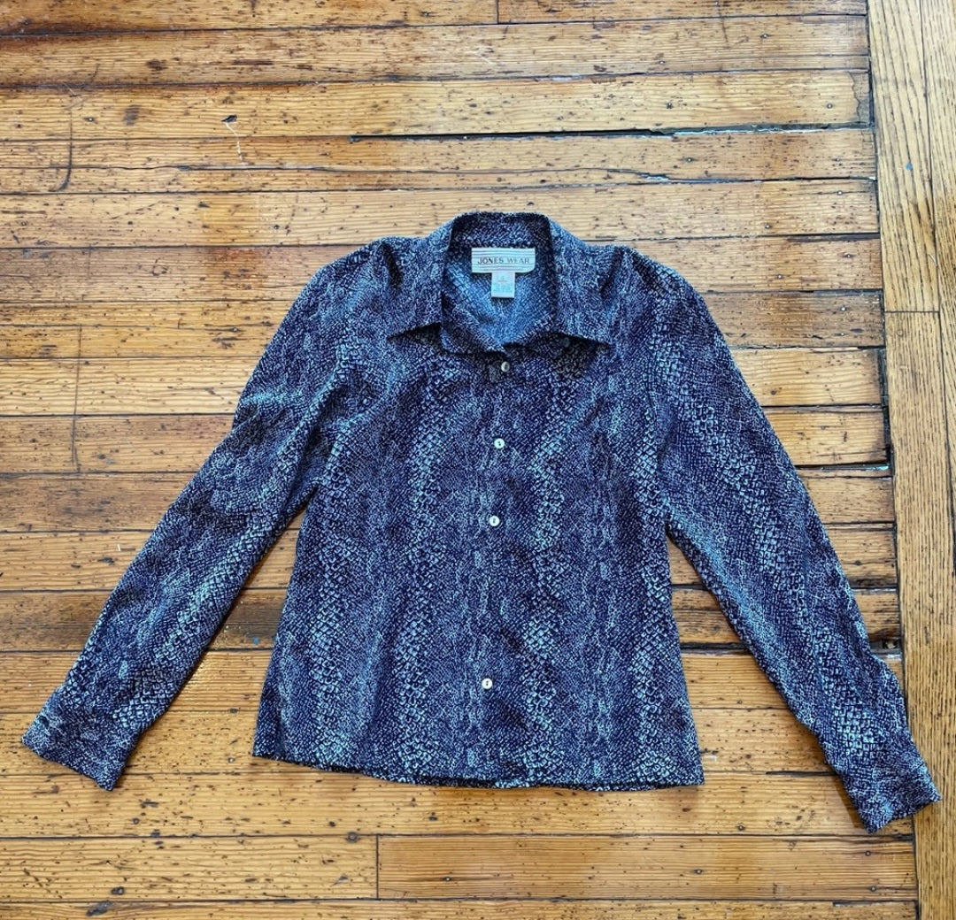 Jones Wear Snake Print Top Size 4  Vintage Vibes 607   