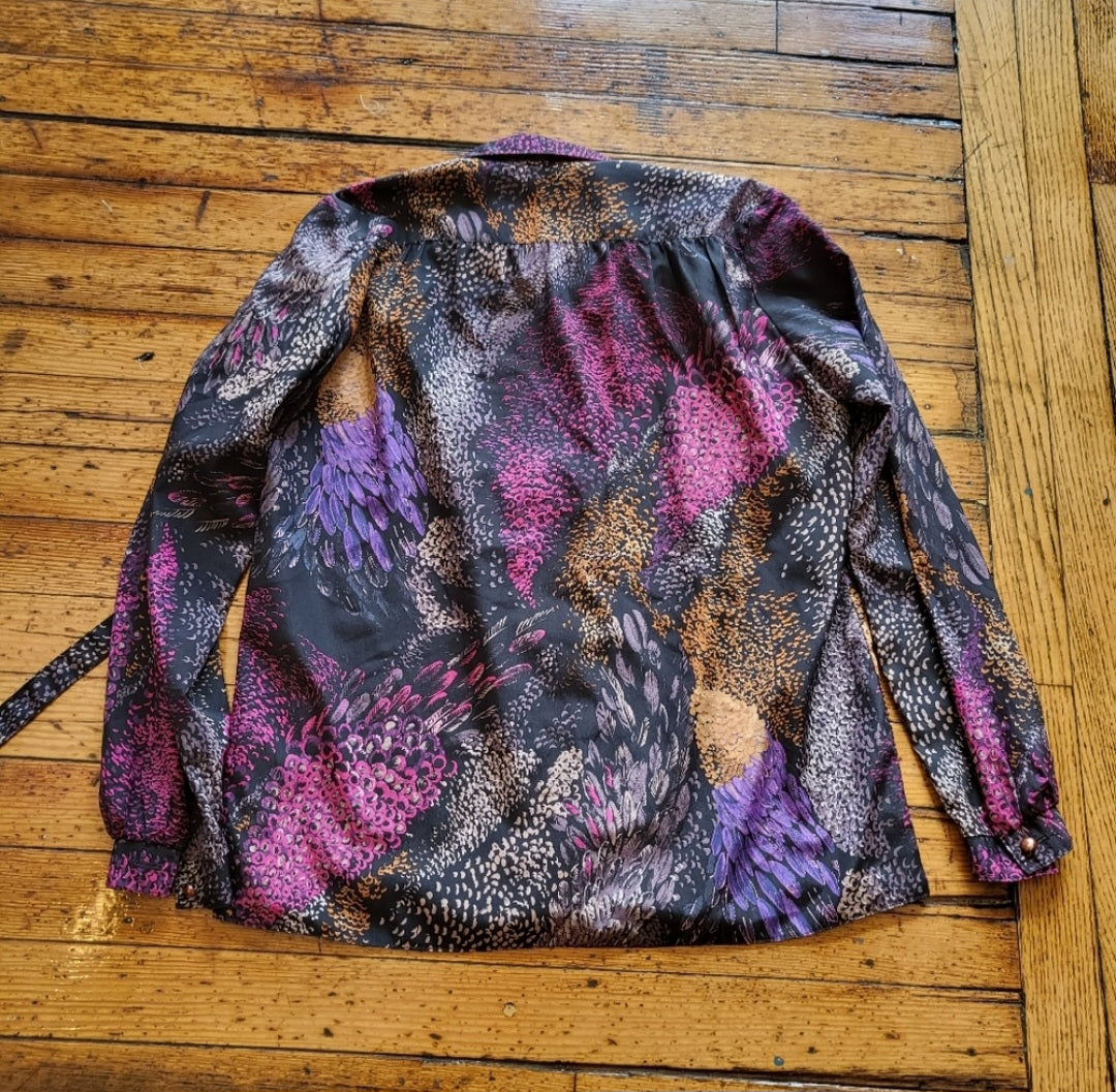 Caron Chicago Vintage Button Down Tie Neck Blouse  Vintage Vibes 607   