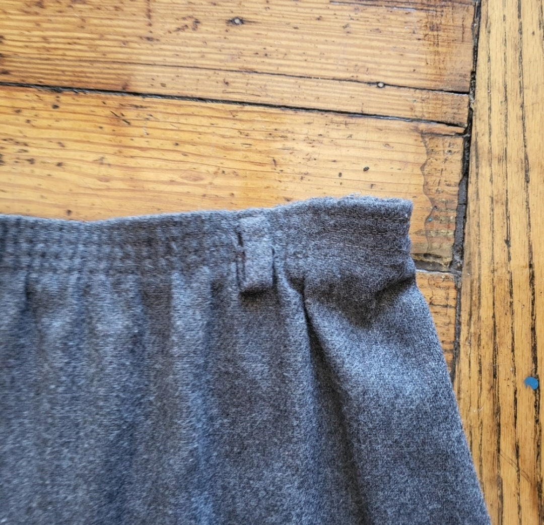 Across The Street Midi Skirt Size 7/8  Vintage Vibes 607   