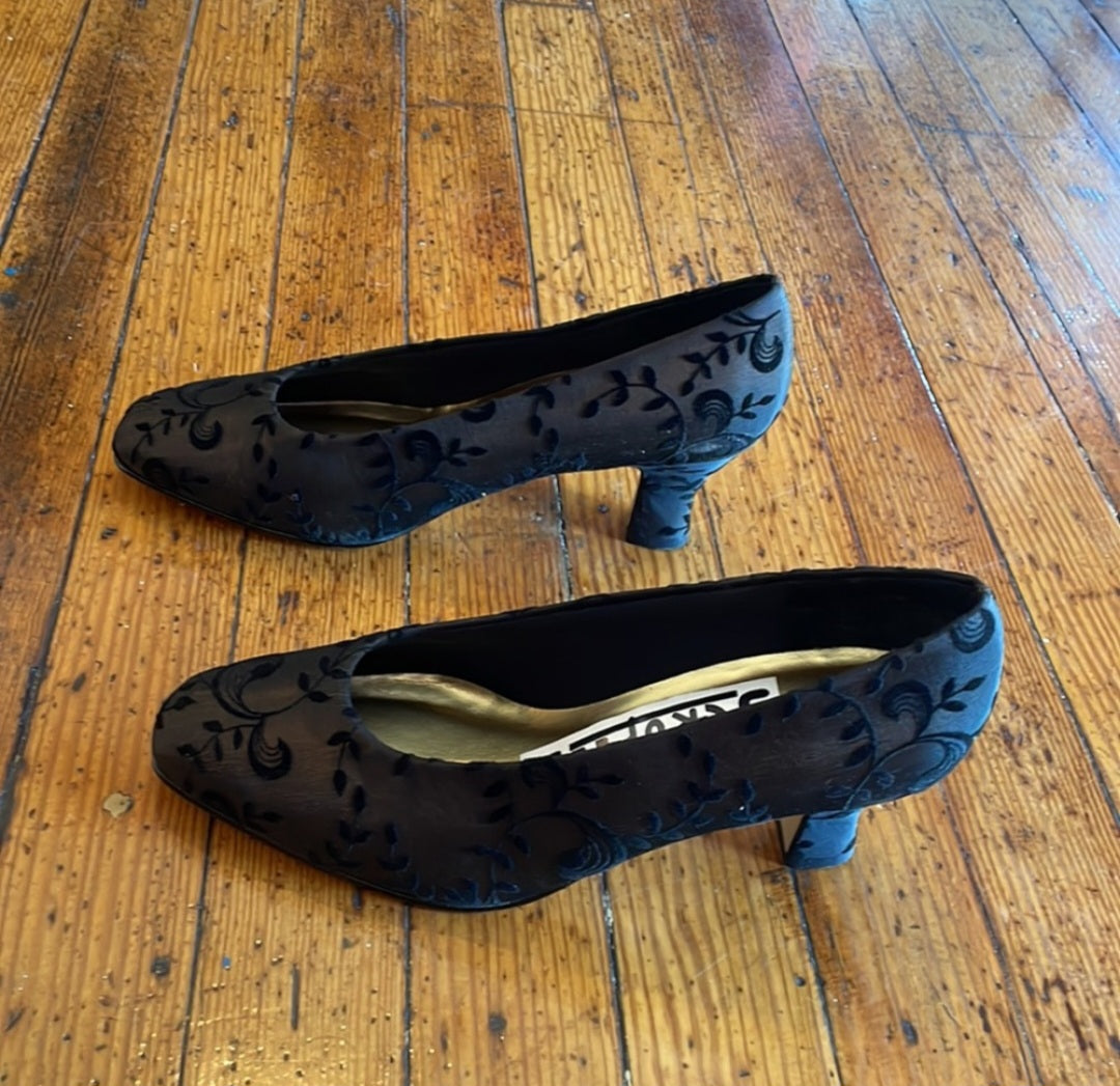 Scruples Floral Heels Bronze Size 8  Scruples   