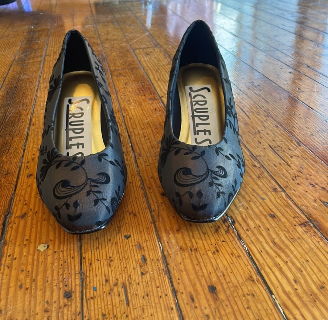 Scruples Floral Heels Bronze Size 8  Scruples   