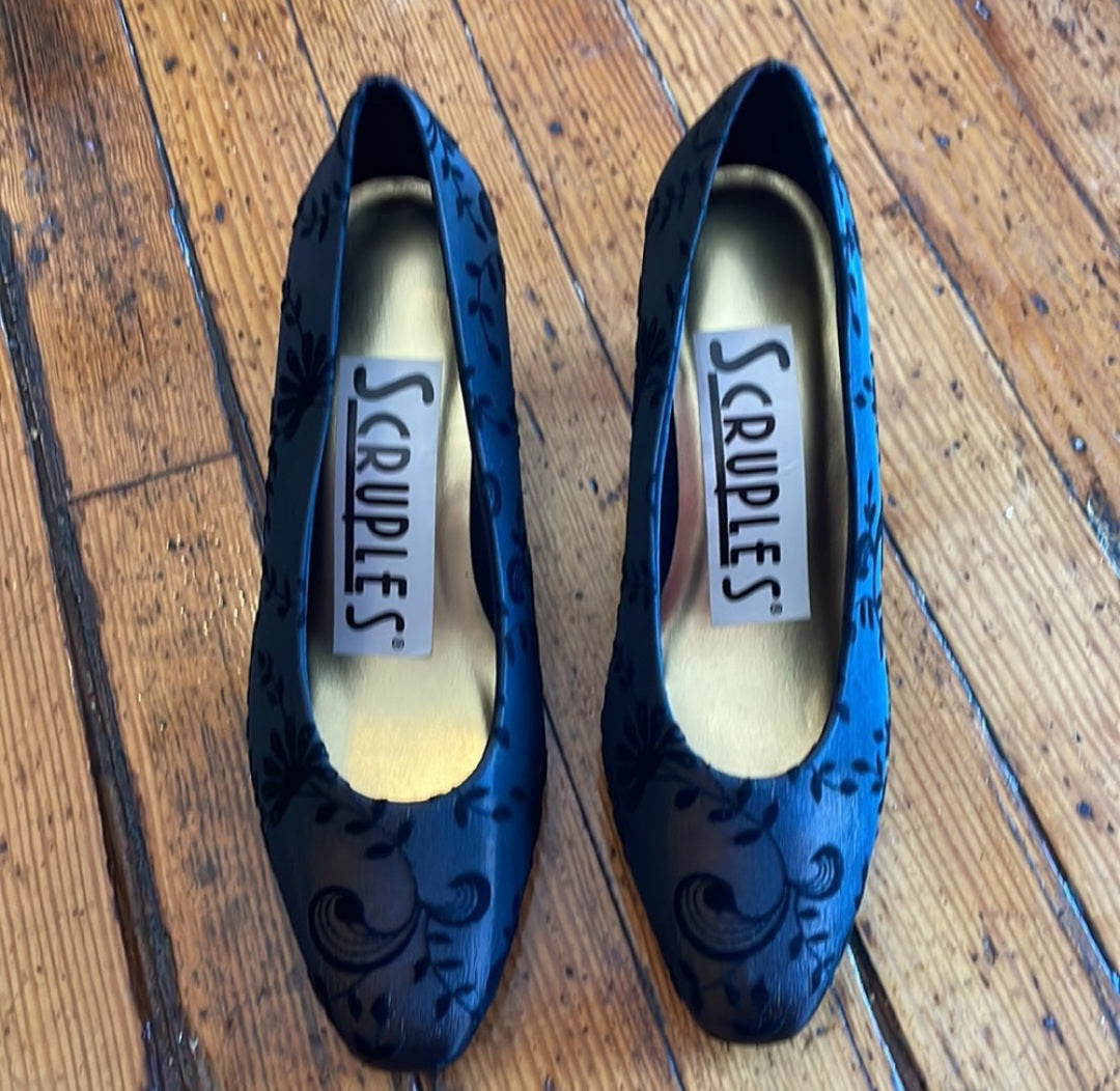 Scruples Floral Heels Bronze Size 8  Scruples   