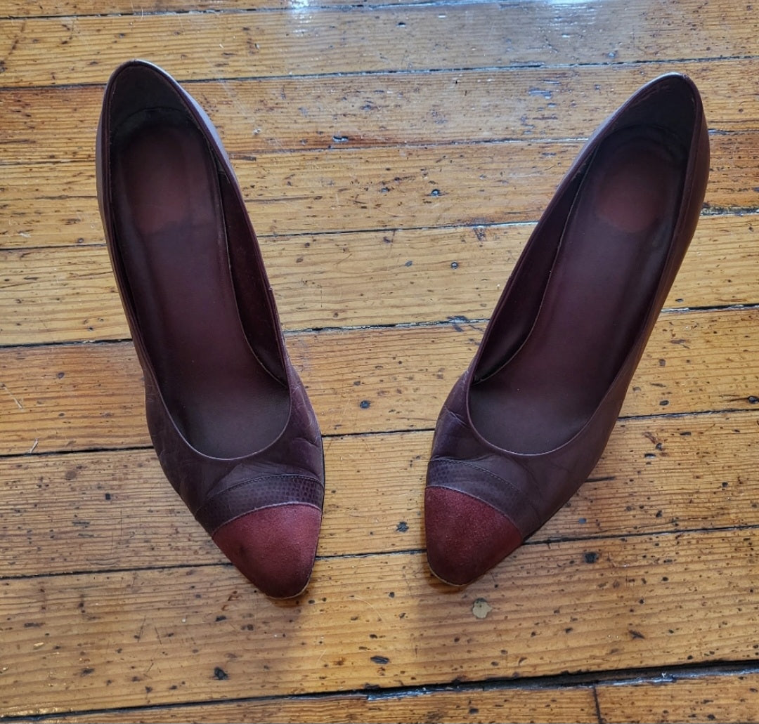 Vintage Leather Pumps Burgundy Suede Toed Made in Yugoslavia Size 8 1/2  Vintage Vibes 607   