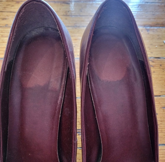 Vintage Leather Pumps Burgundy Suede Toed Made in Yugoslavia Size 8 1/2
