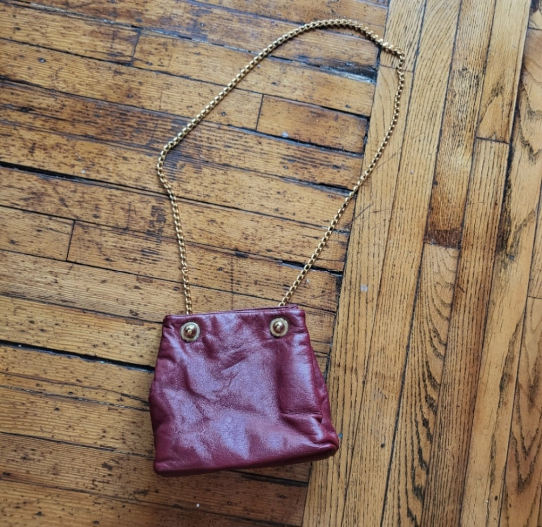 L.J. Simone New York Vintage Genuine Leather Red Crossbody Gold Chain Strap Bag