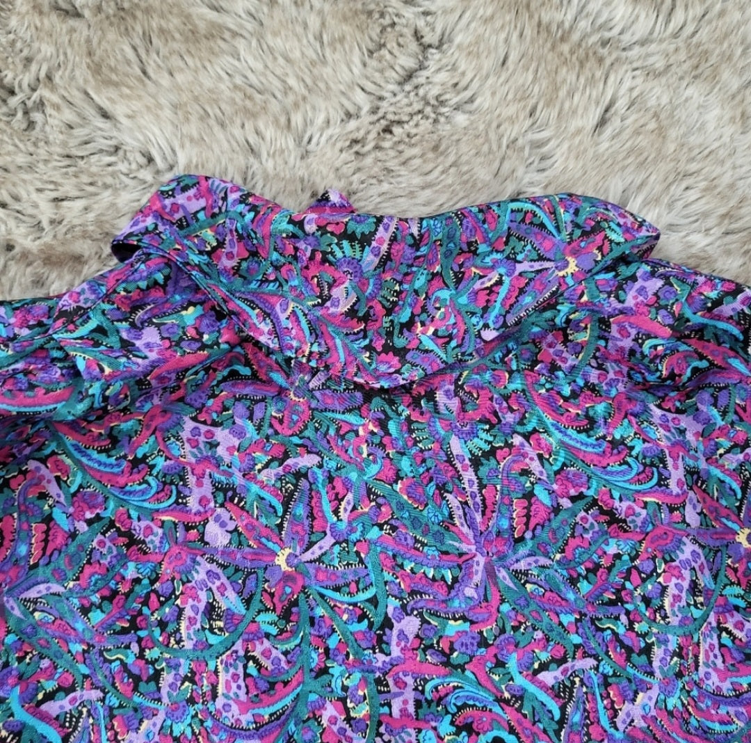 Laura Jean Vintage Polyester Colorful Patterned Collared Blouse Size 16  Vintage Vibes Boutique   