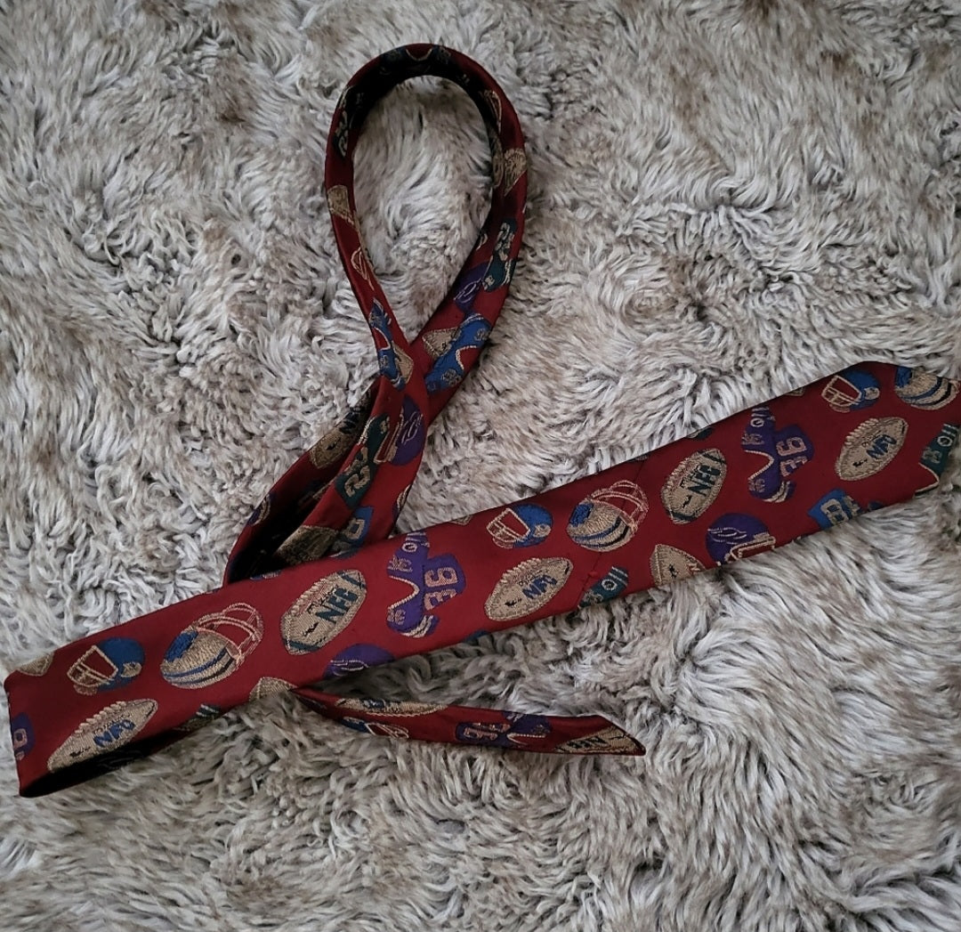 Michael James Vintage NFL Football Neck Tie NFC Division Made In USA  Vintage Vibes Boutique   